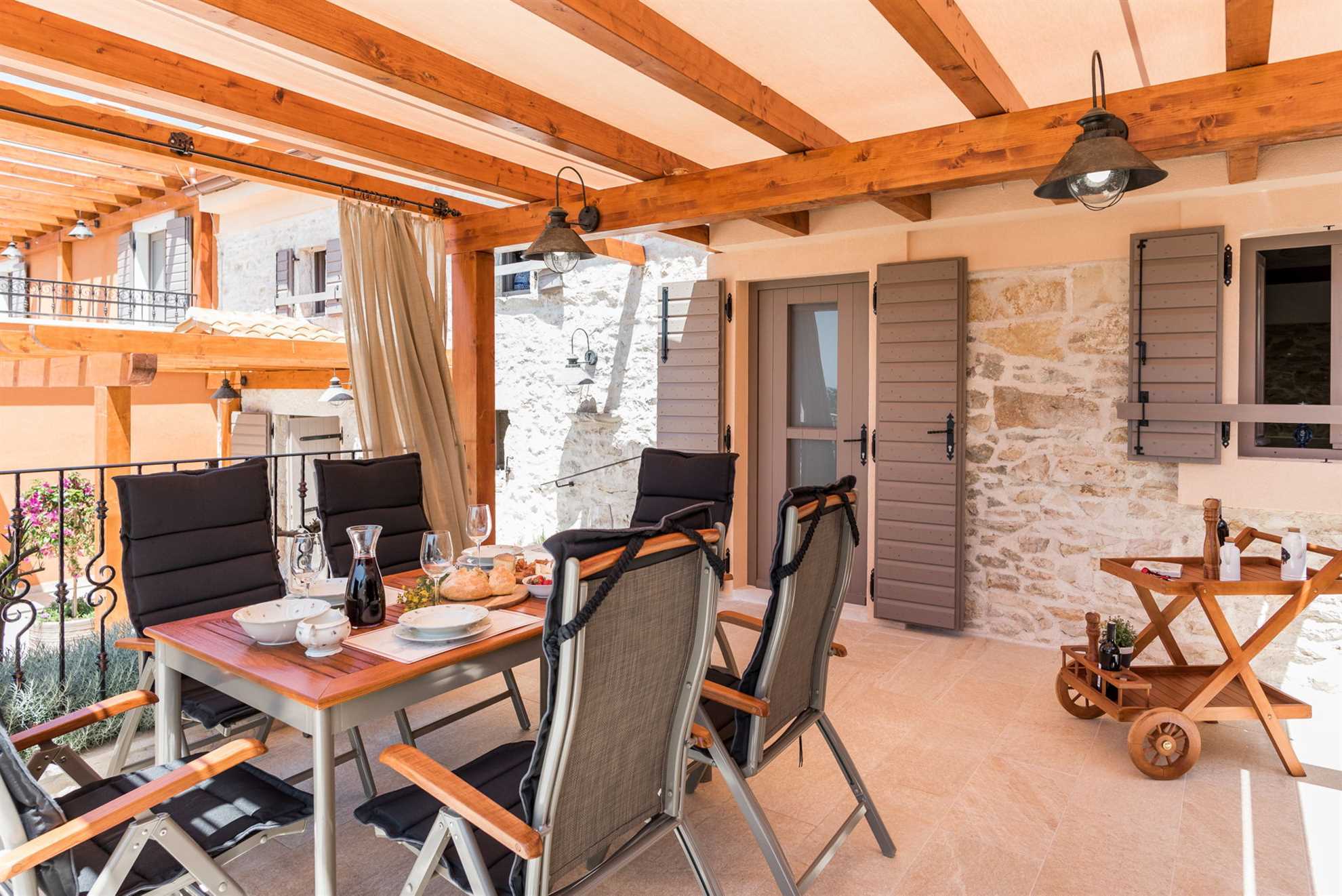 Holiday Home Adora with Pool
