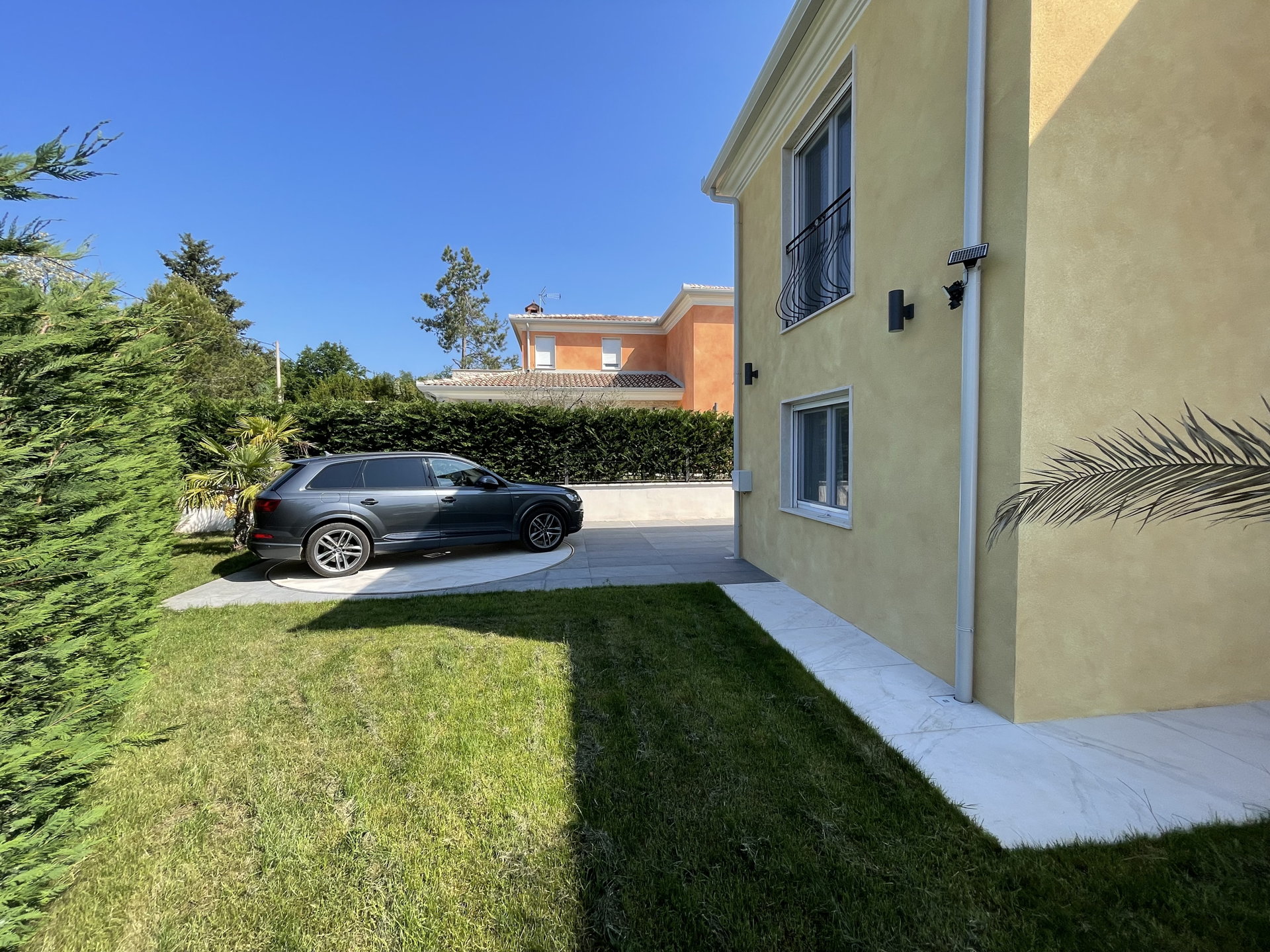 Villa Corado with Pool