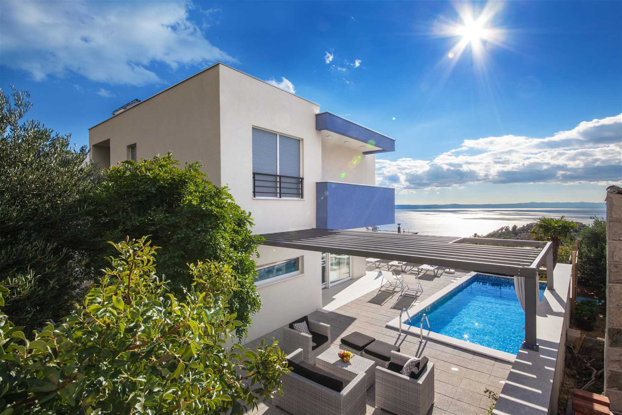 Image of Luxury Villa Blue Silk with Heated Pool