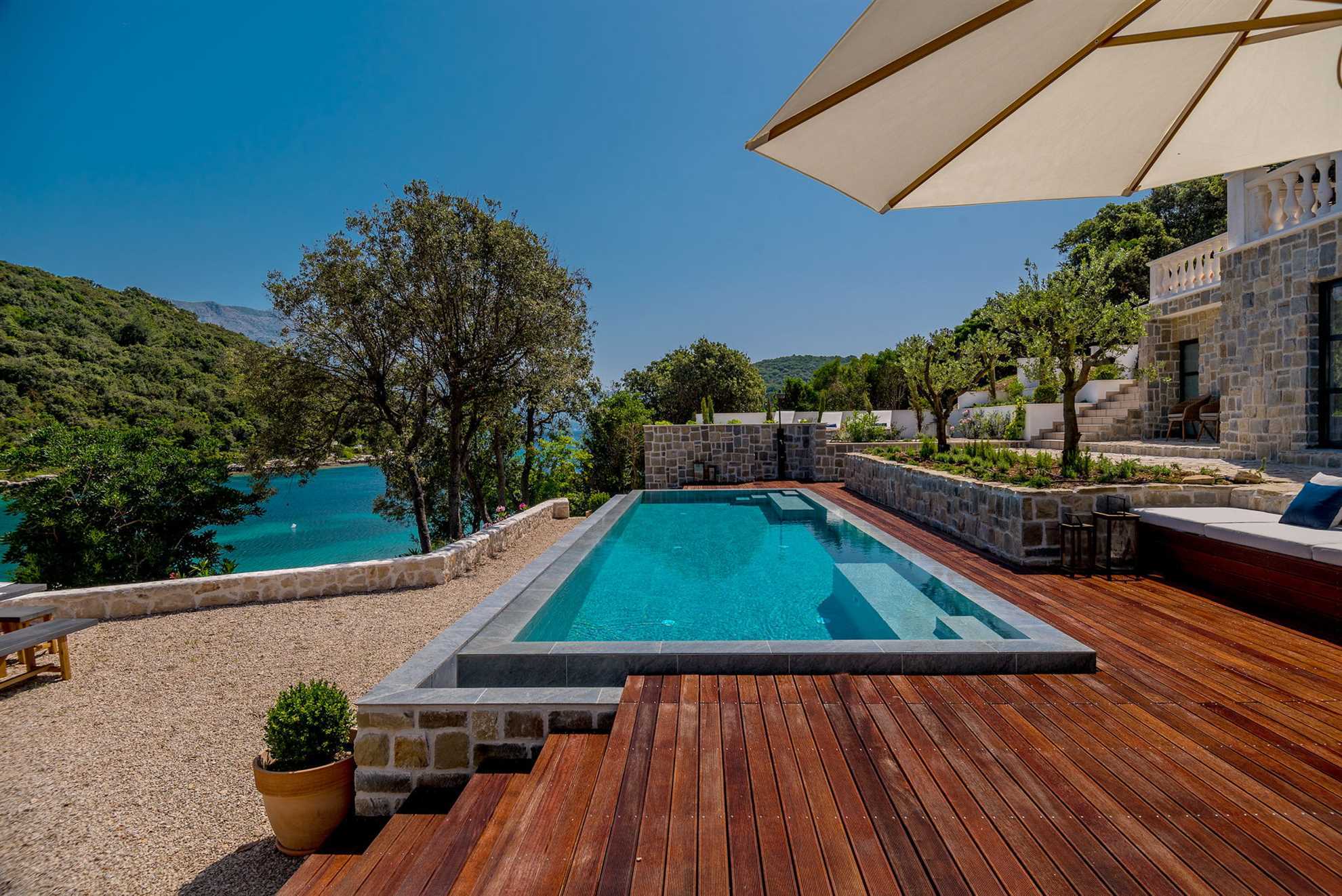 Image of Beachfront Villa Feodora Grande with Pool
