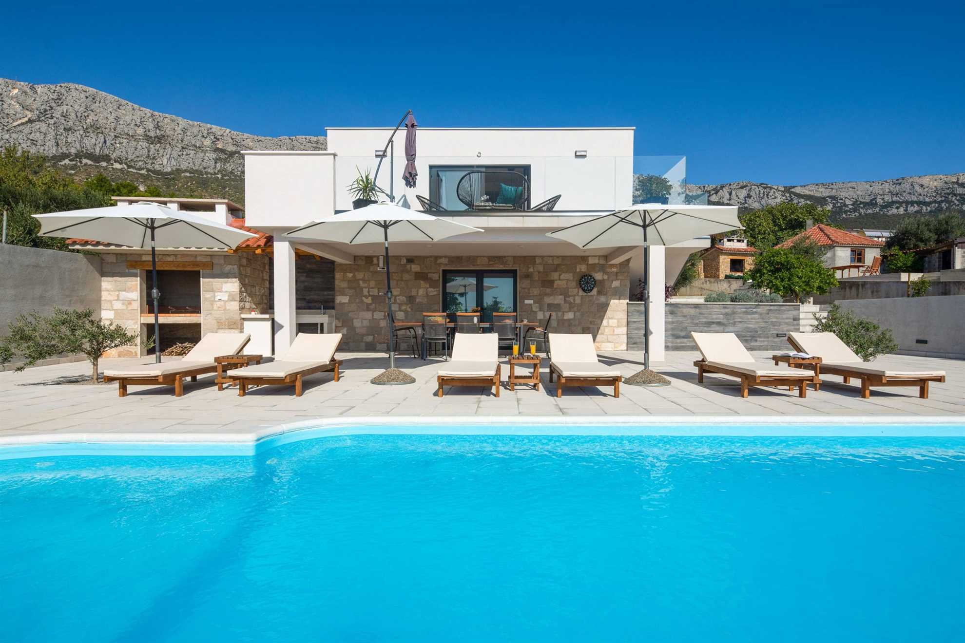 Villa Petra Divine with Heated Pool