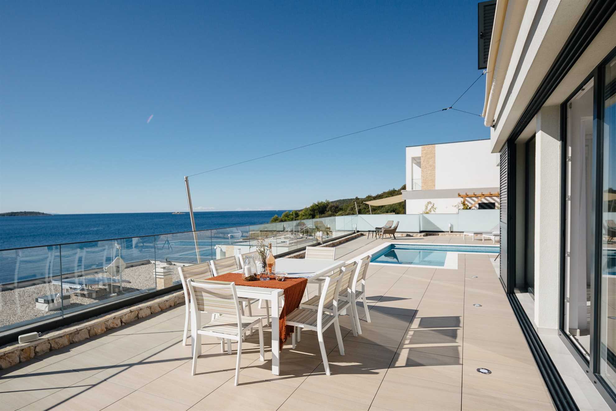 Villa Sunrise with Heated Pool