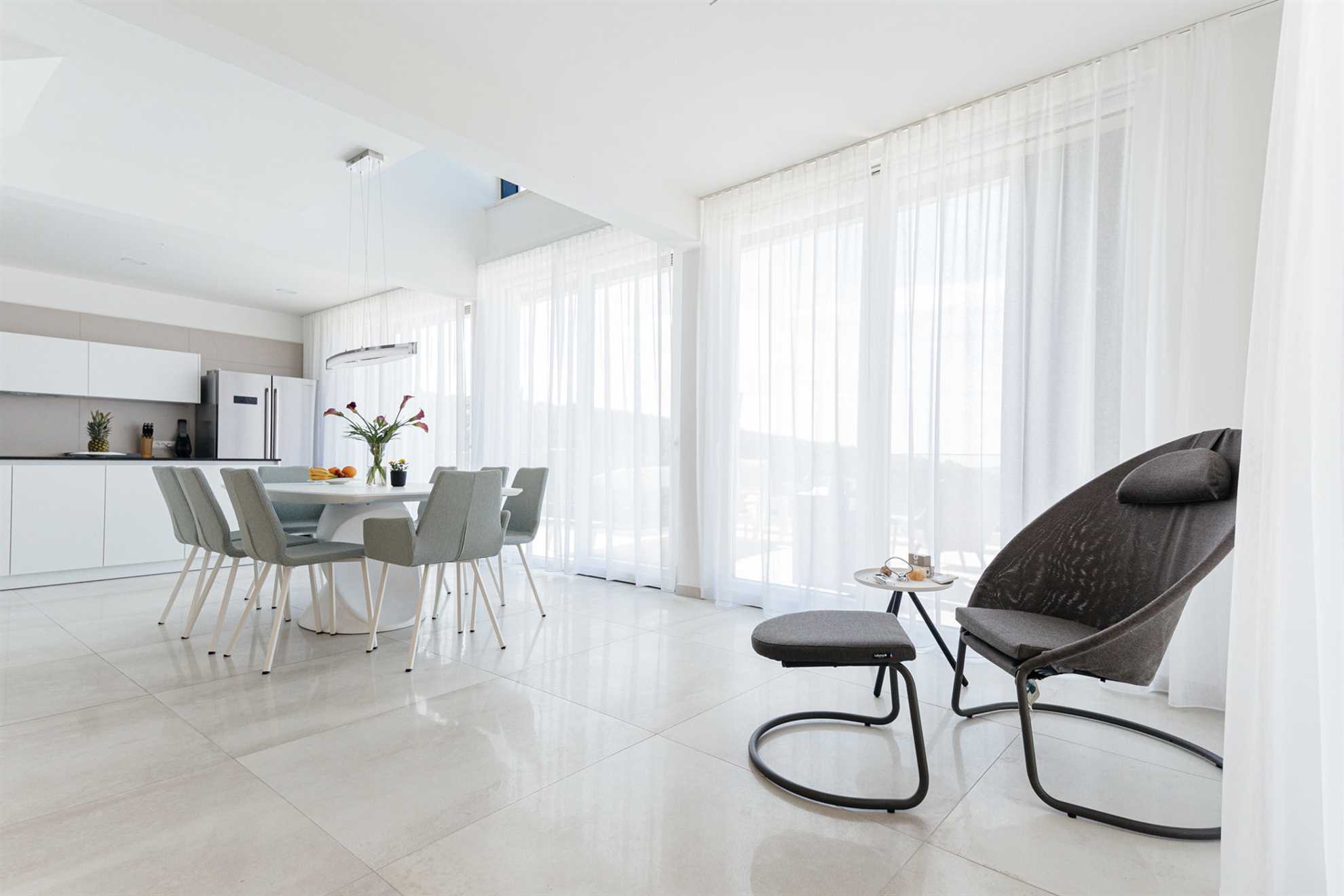 Villa Sunrise with Heated Pool