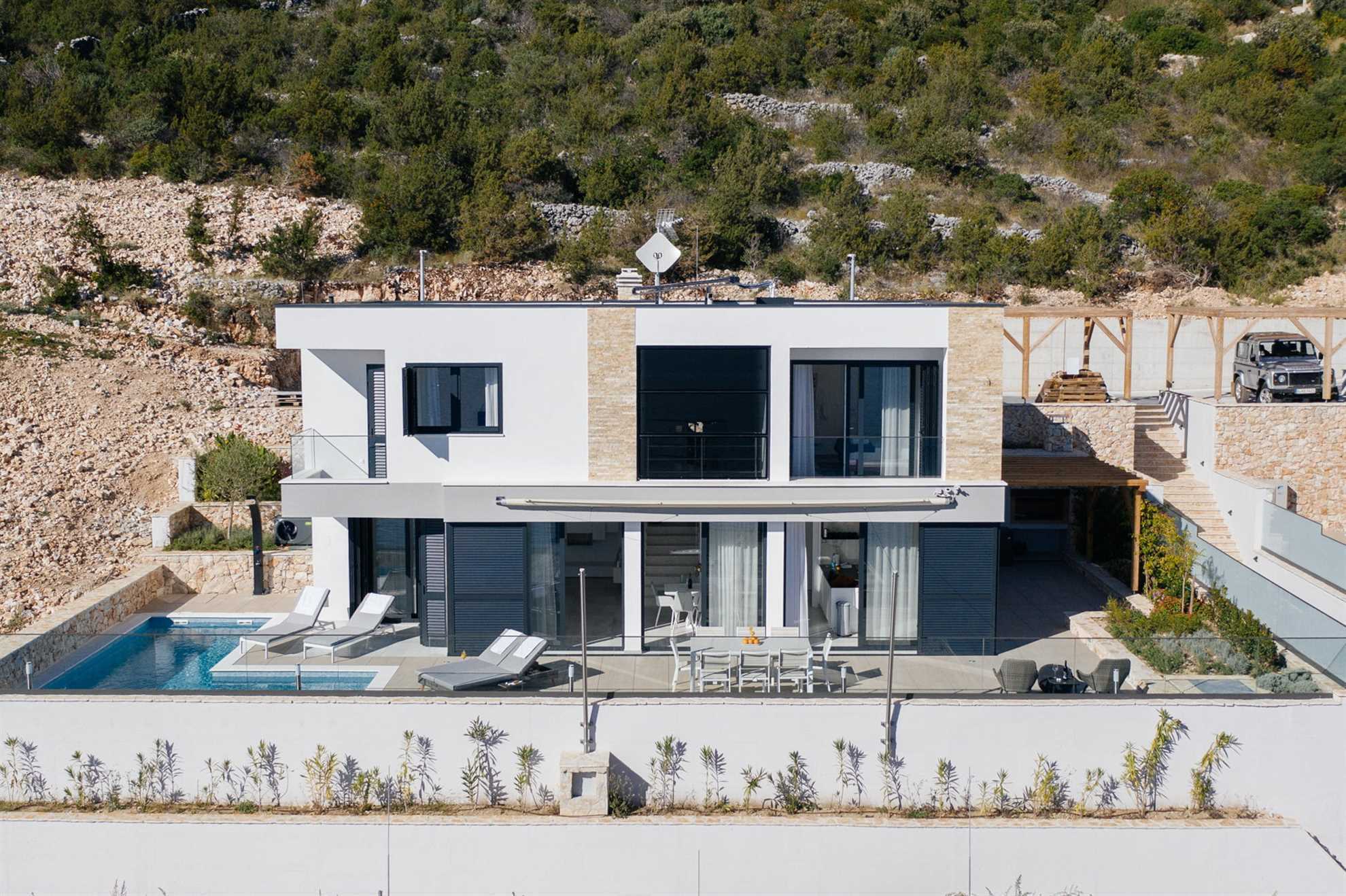 Villa Sunset with Heated Pool