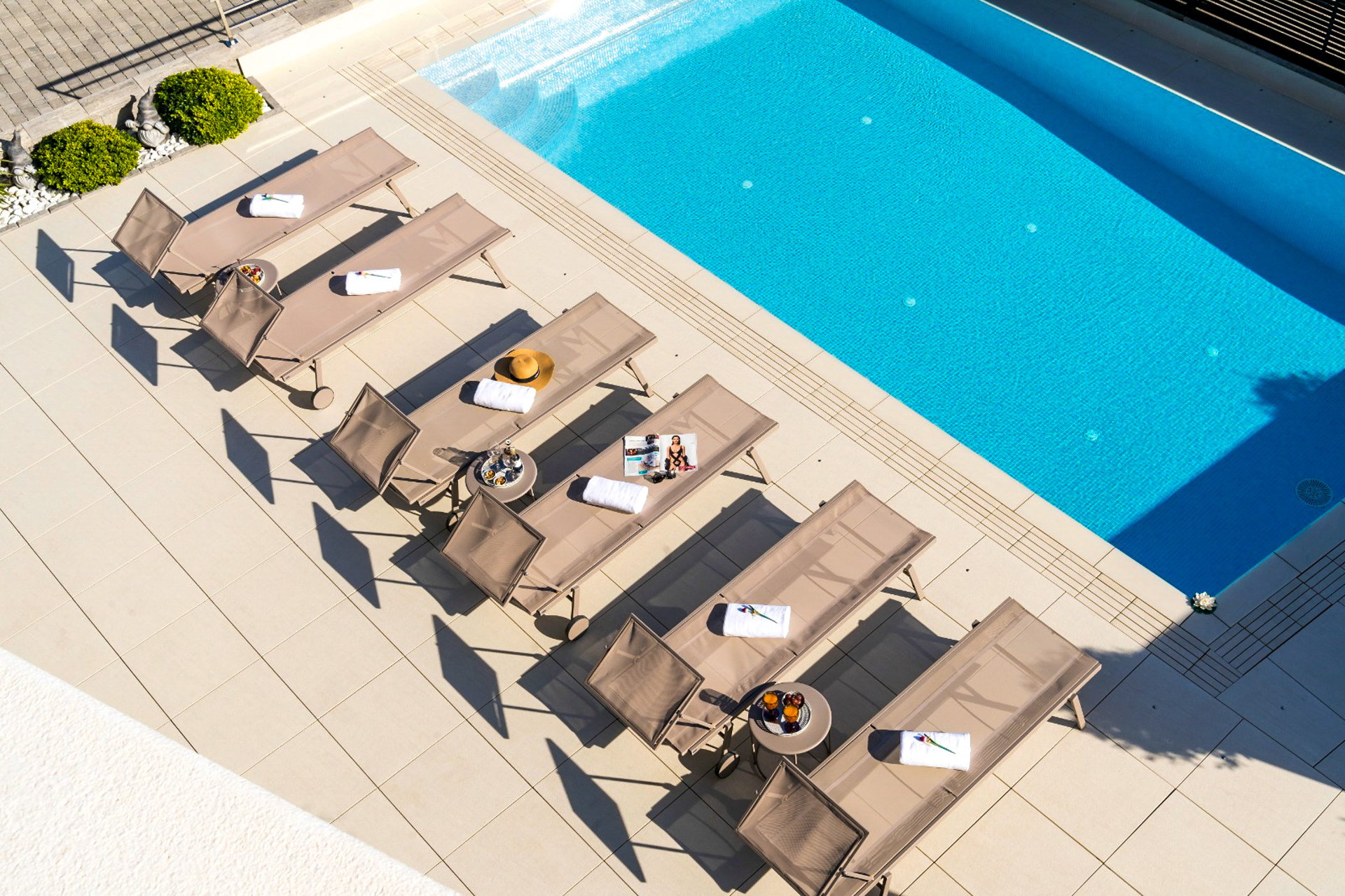 Beachfront Villa Atlantis with Pool