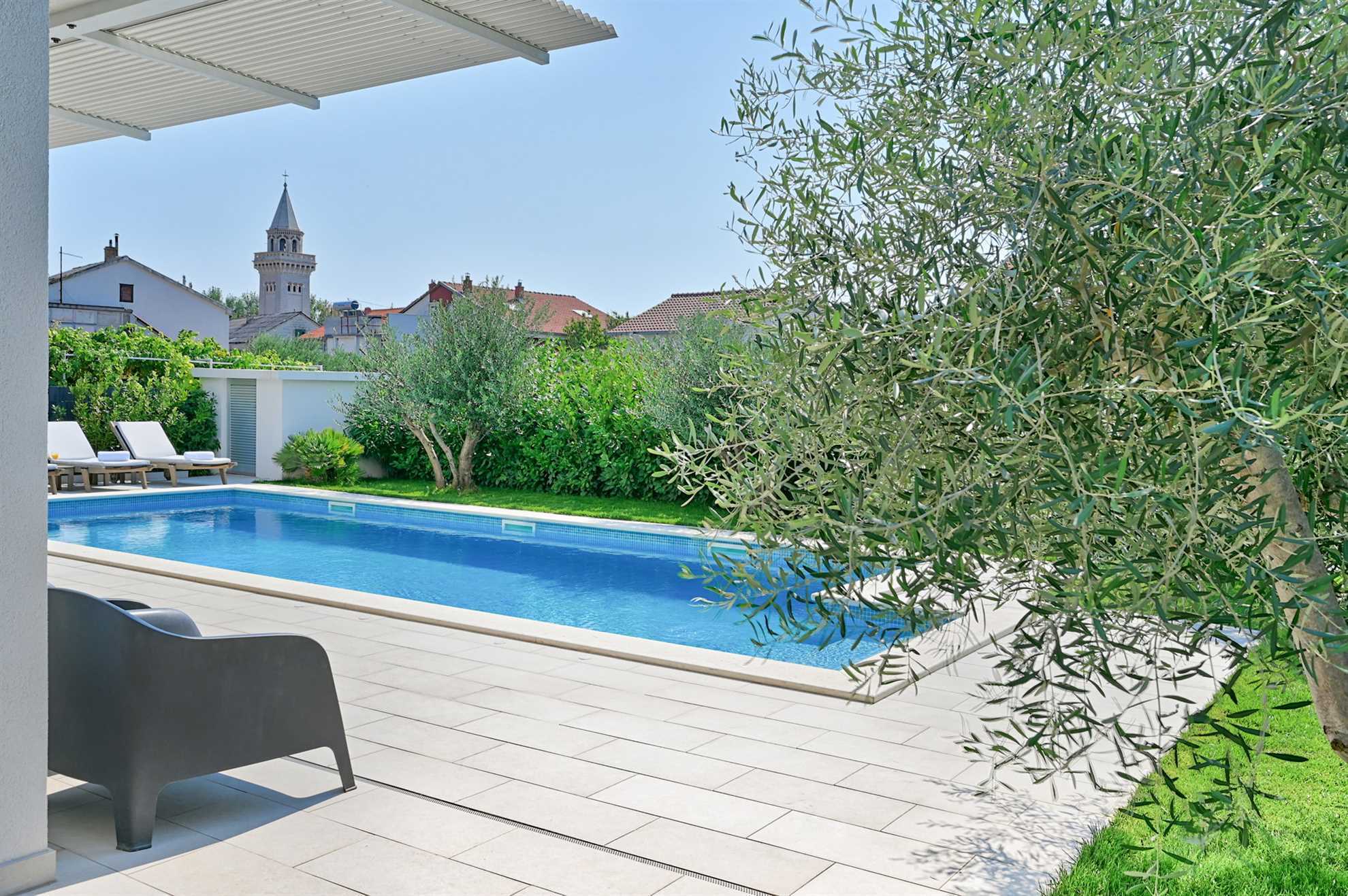 Villa Bord de Mer with Pool