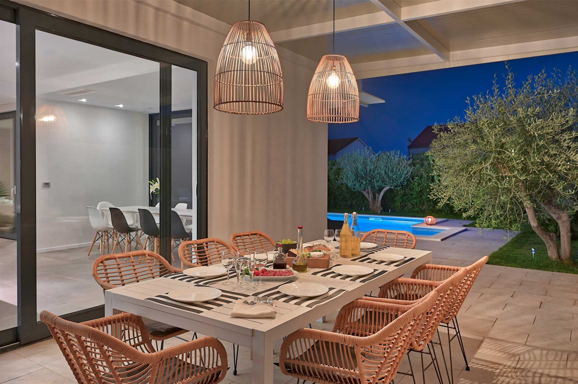Villa Bord de Mer with Pool