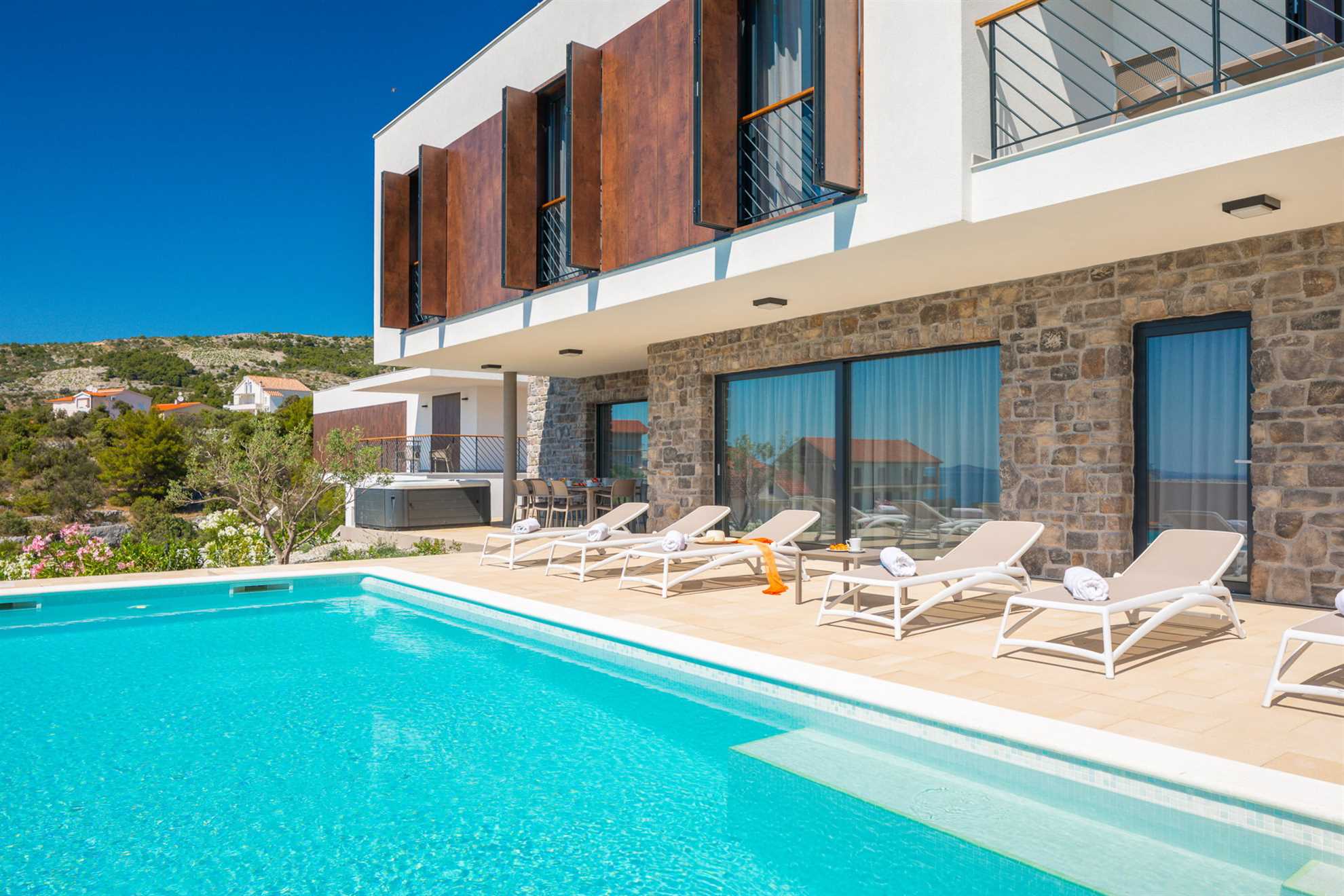 Sun Dance Luxury Villa V