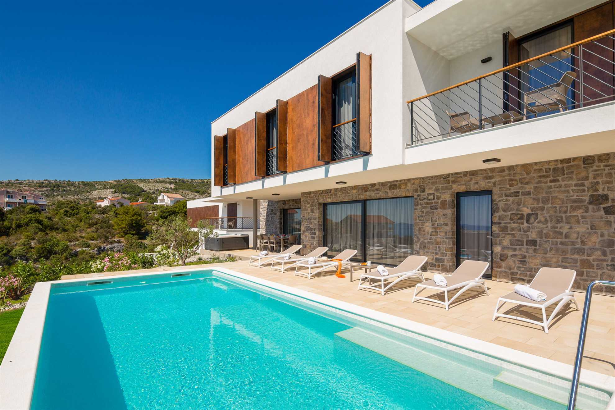 Sun Dance Luxury Villa V