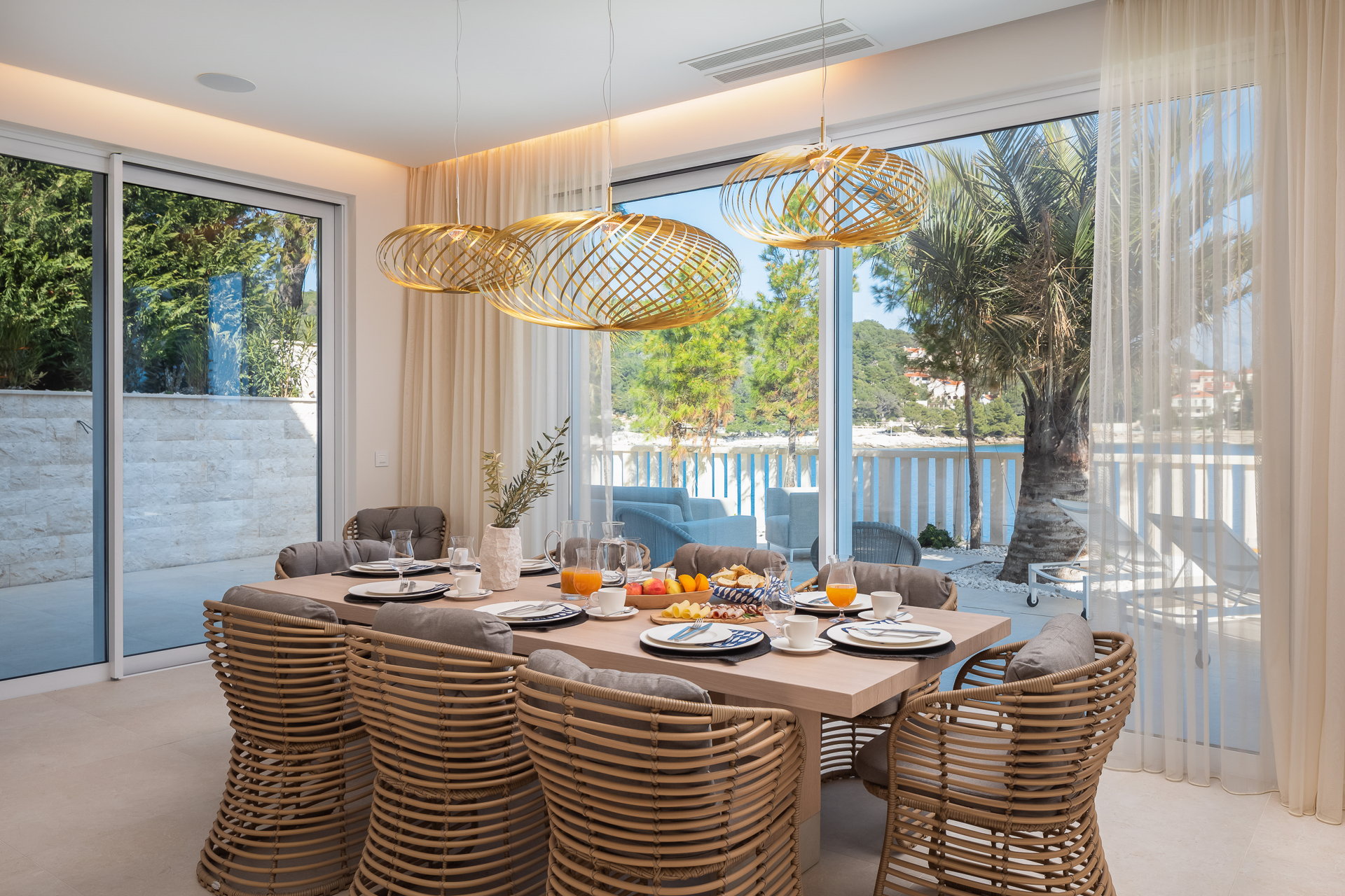 Beachfront Villa White Gem with Pool