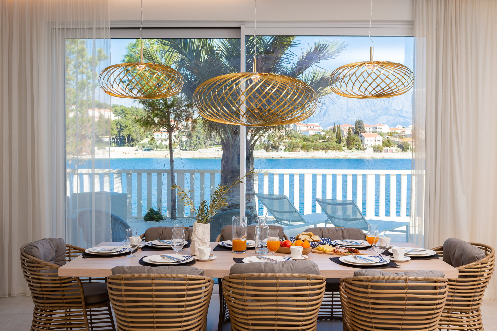 Beachfront Villa White Gem with Pool