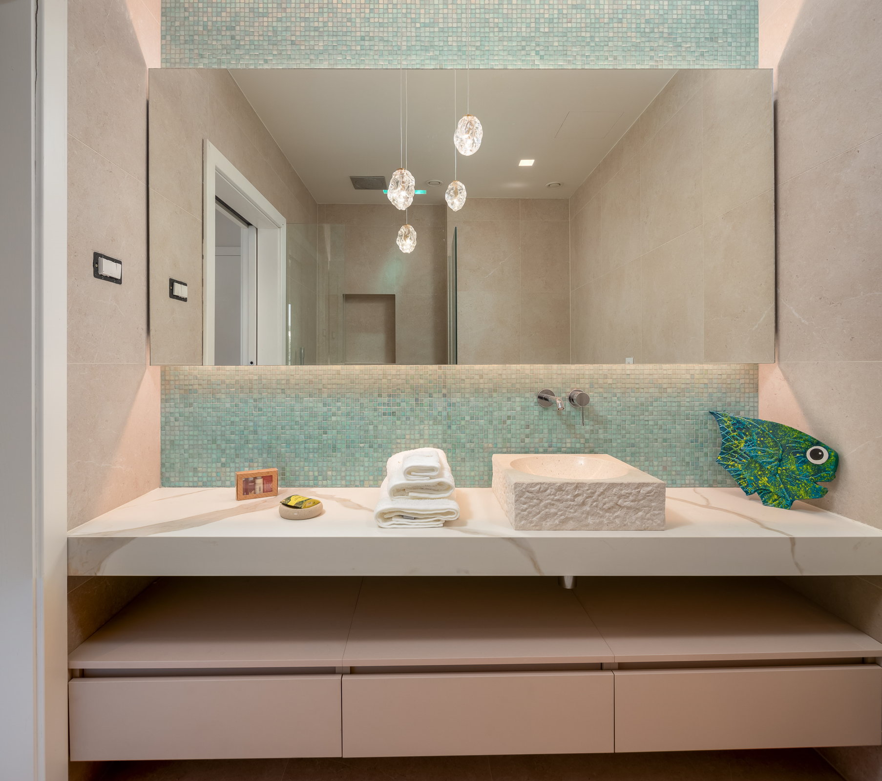 Beachfront Villa White Gem with Pool