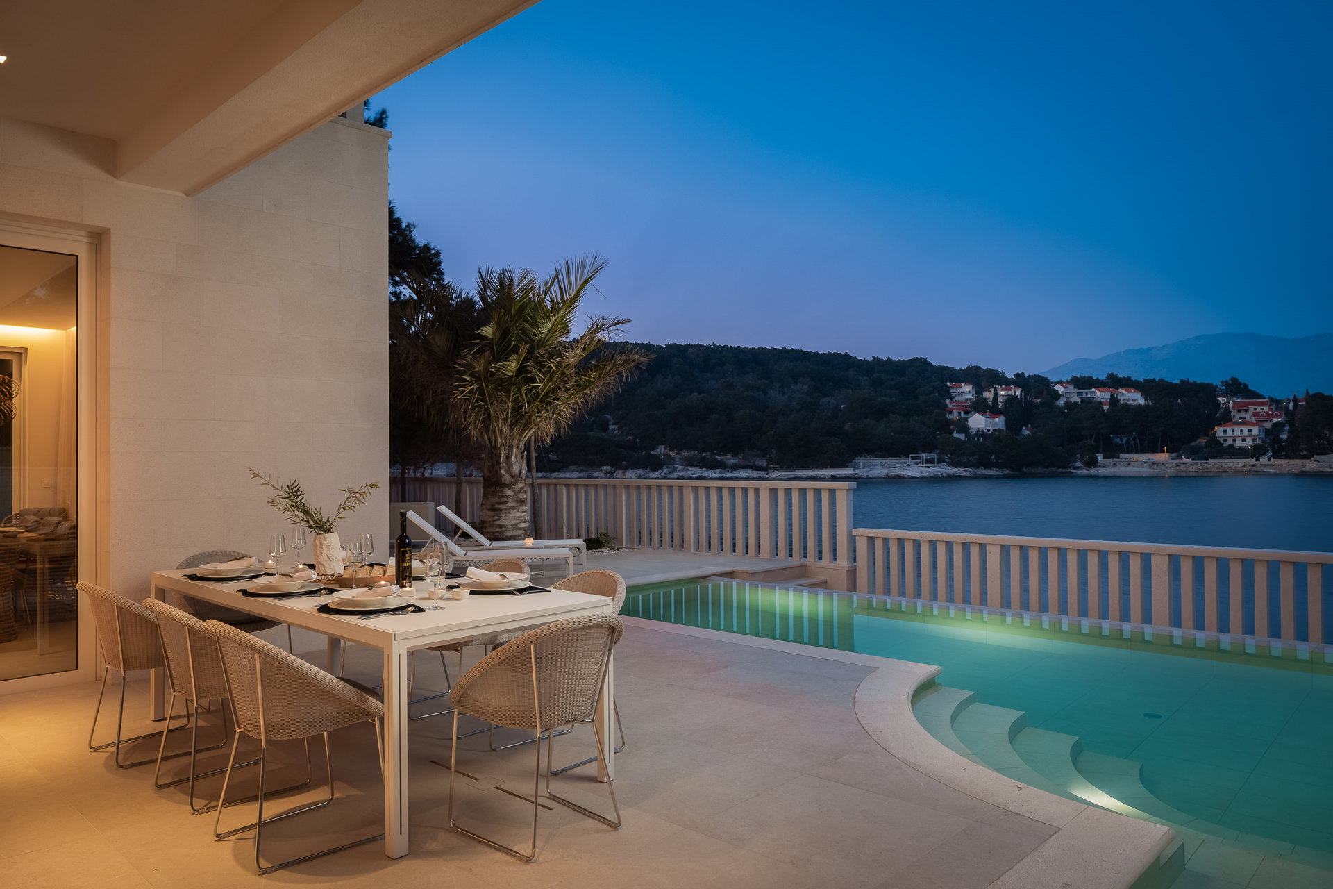 Beachfront Villa White Gem with Pool