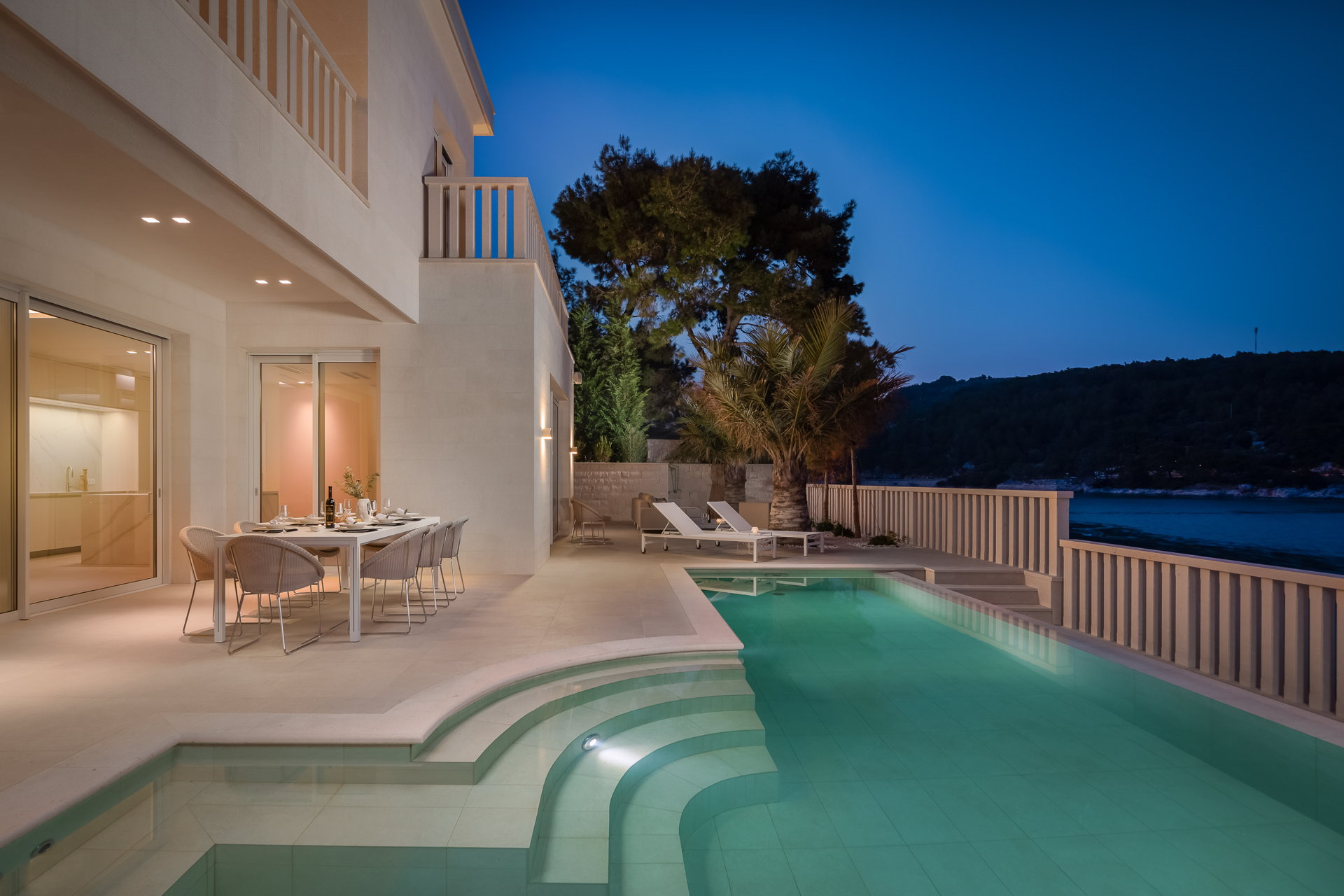Beachfront Villa White Gem with Pool