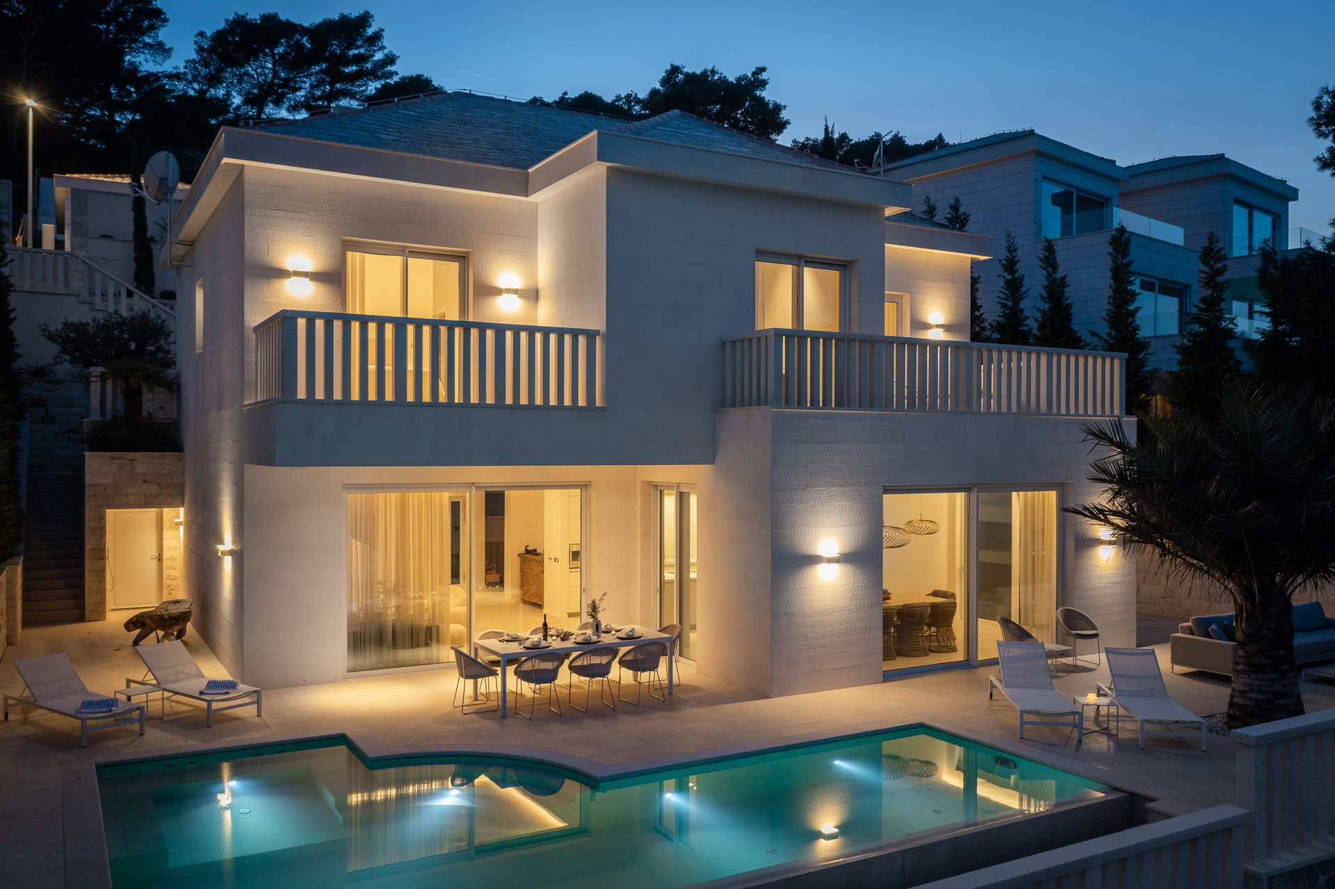 Beachfront Villa White Gem with Pool