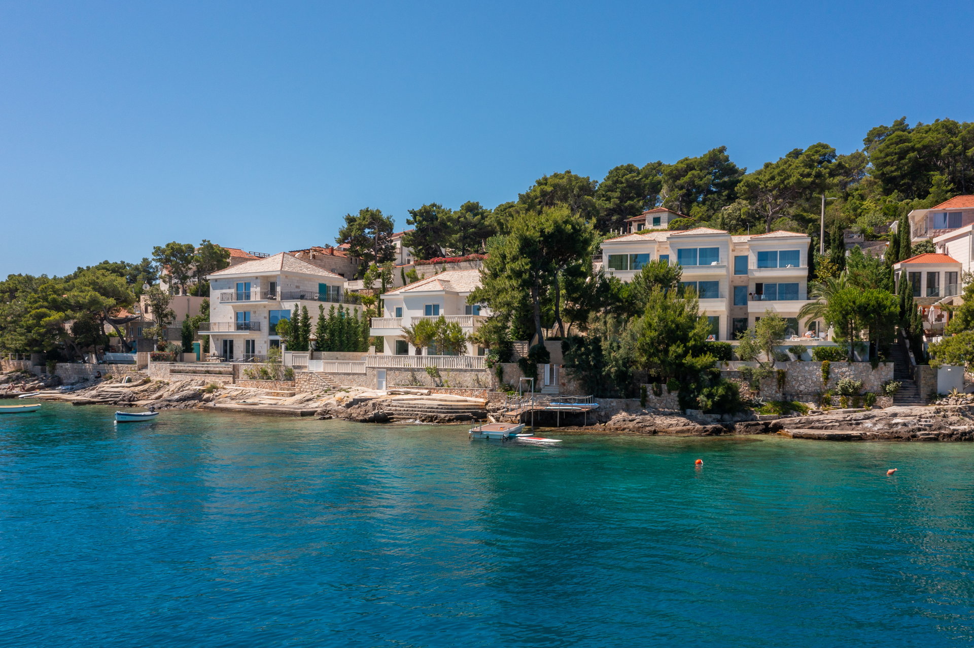Beachfront Villa White Gem with Pool