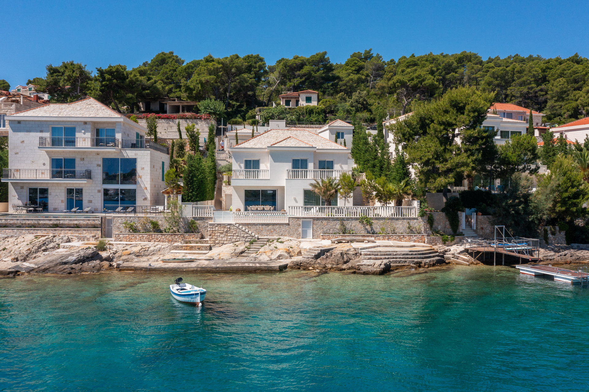 Beachfront Villa White Gem with Pool