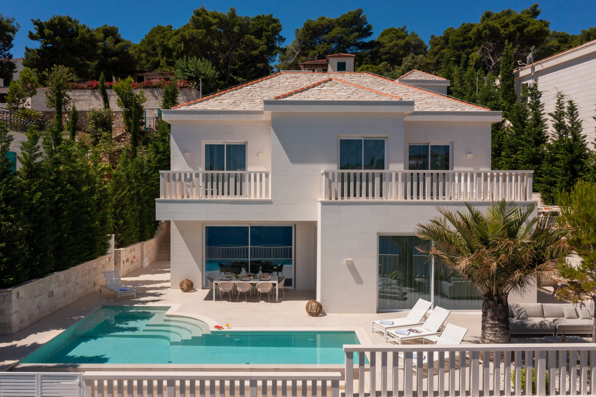 Beachfront Villa White Gem with Pool
