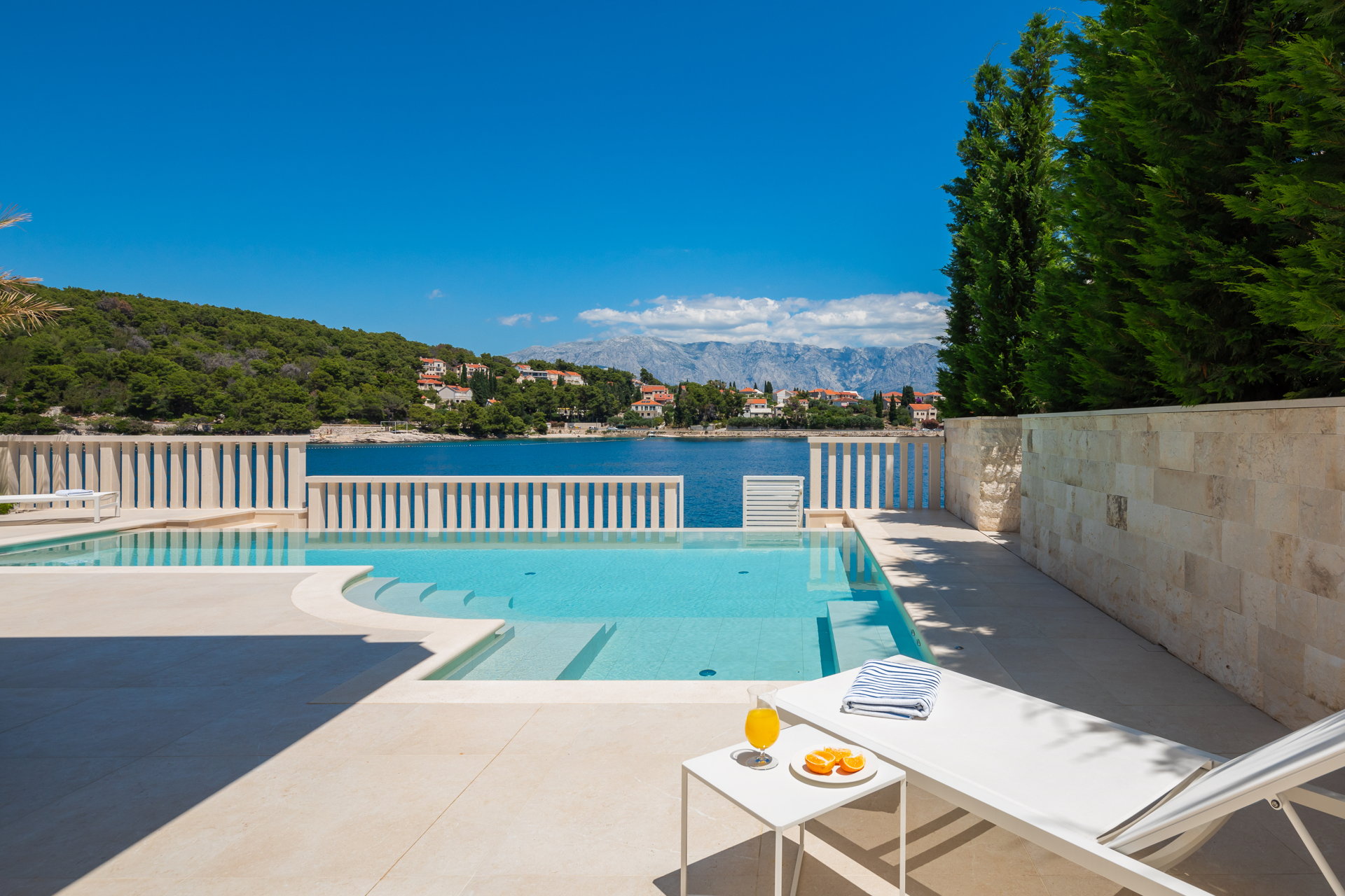 Beachfront Villa White Gem with Pool