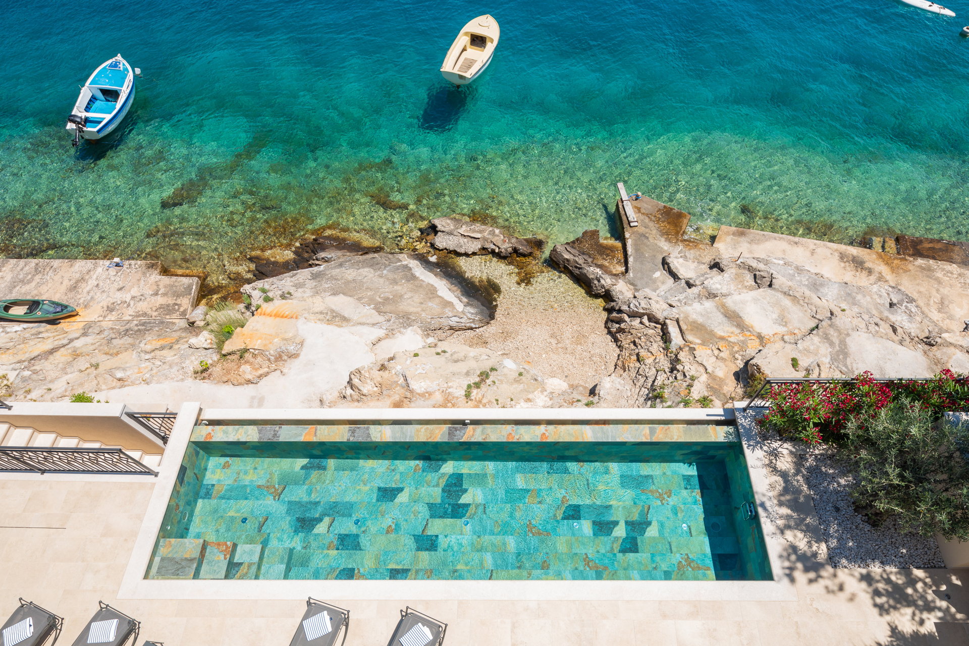 Beachfront Villa Sea La Vie with Pool