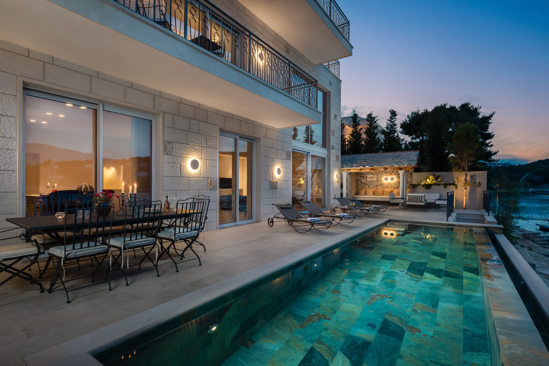 Beachfront Villa Sea La Vie with Pool