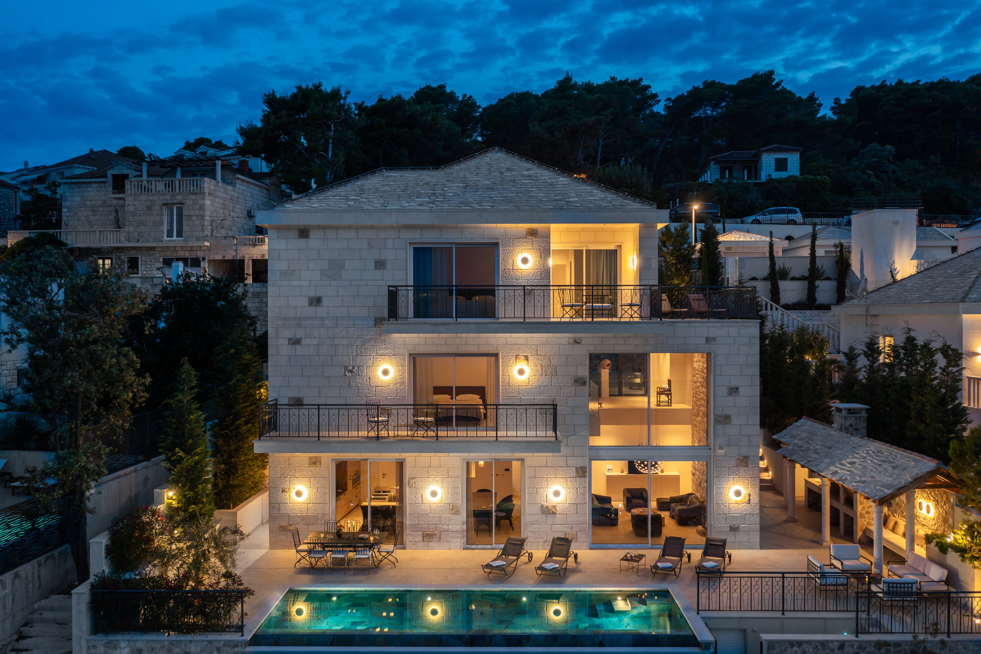 Beachfront Villa Sea La Vie with Pool