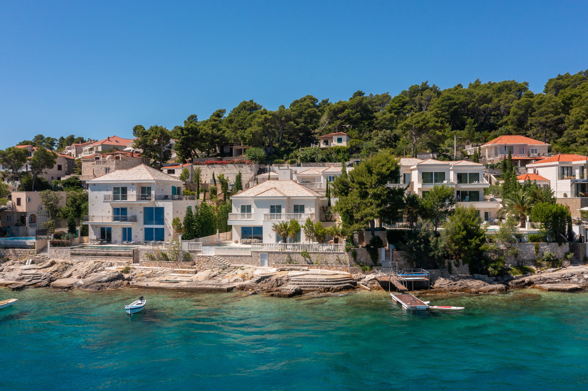 Beachfront Villa Sea La Vie with Pool