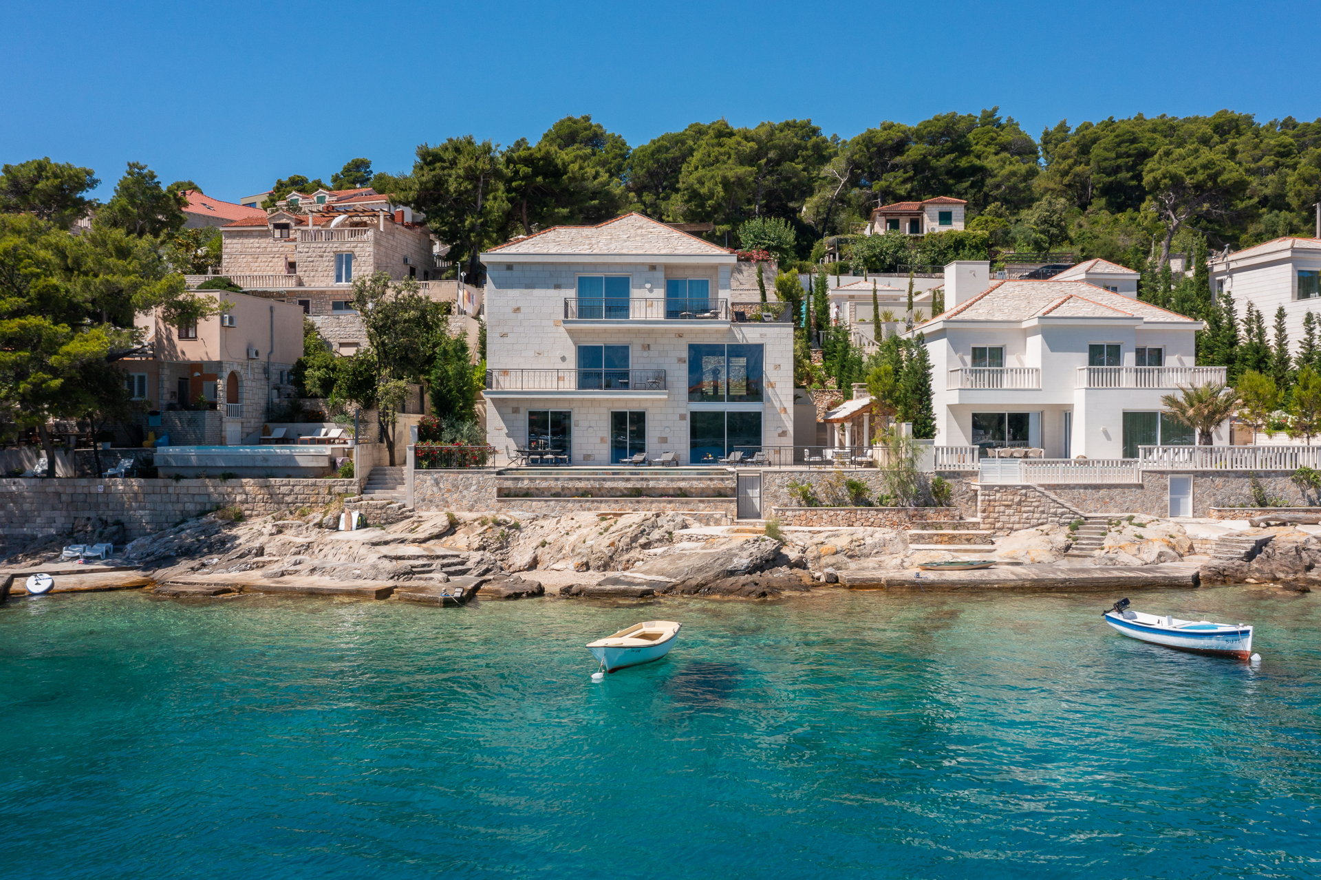 Beachfront Villa Sea La Vie with Pool