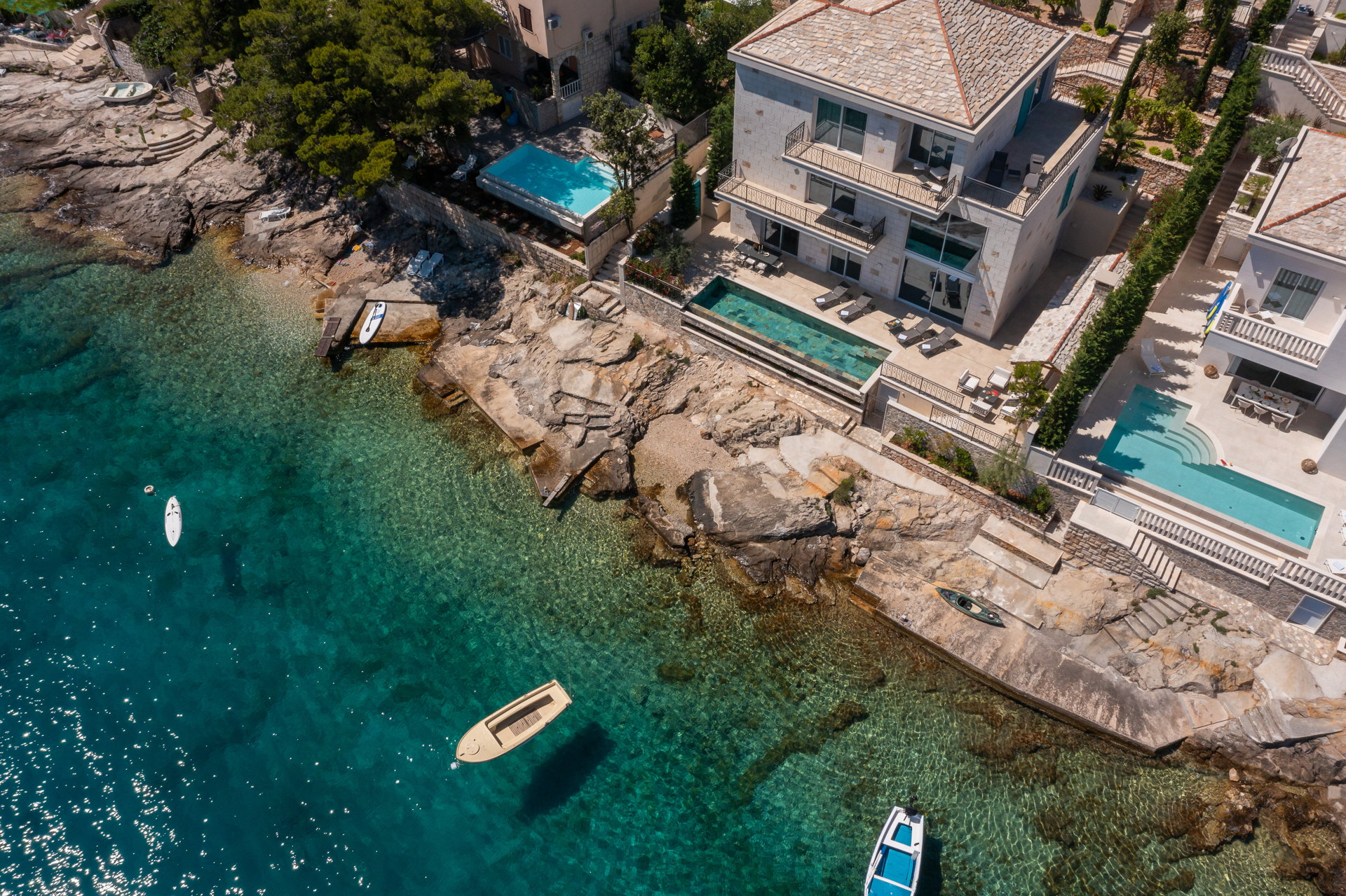 Beachfront Villa Sea La Vie with Pool