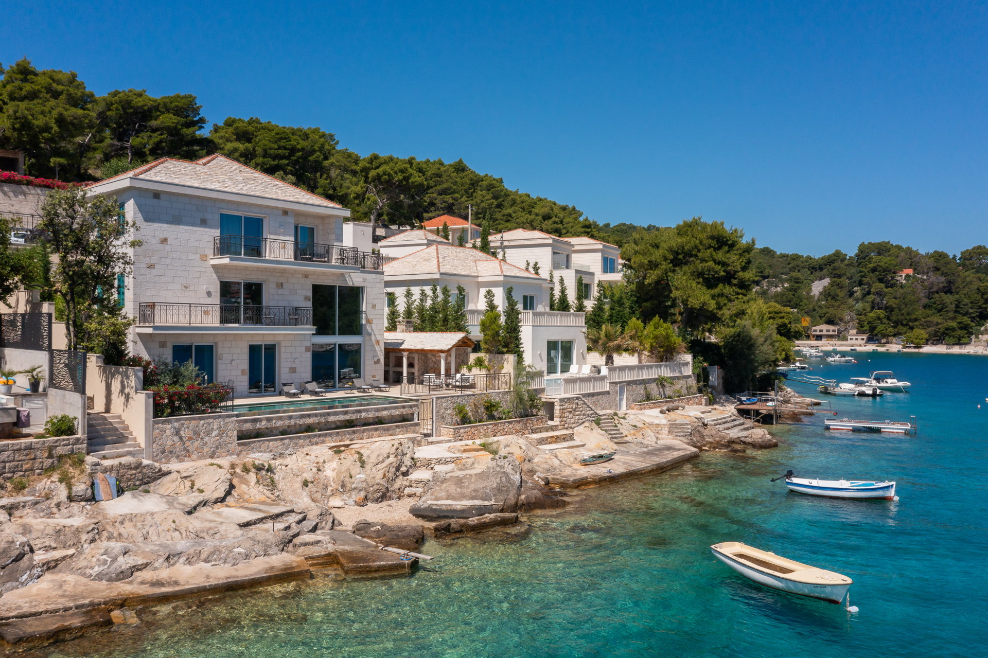 Beachfront Villa Sea La Vie with Pool