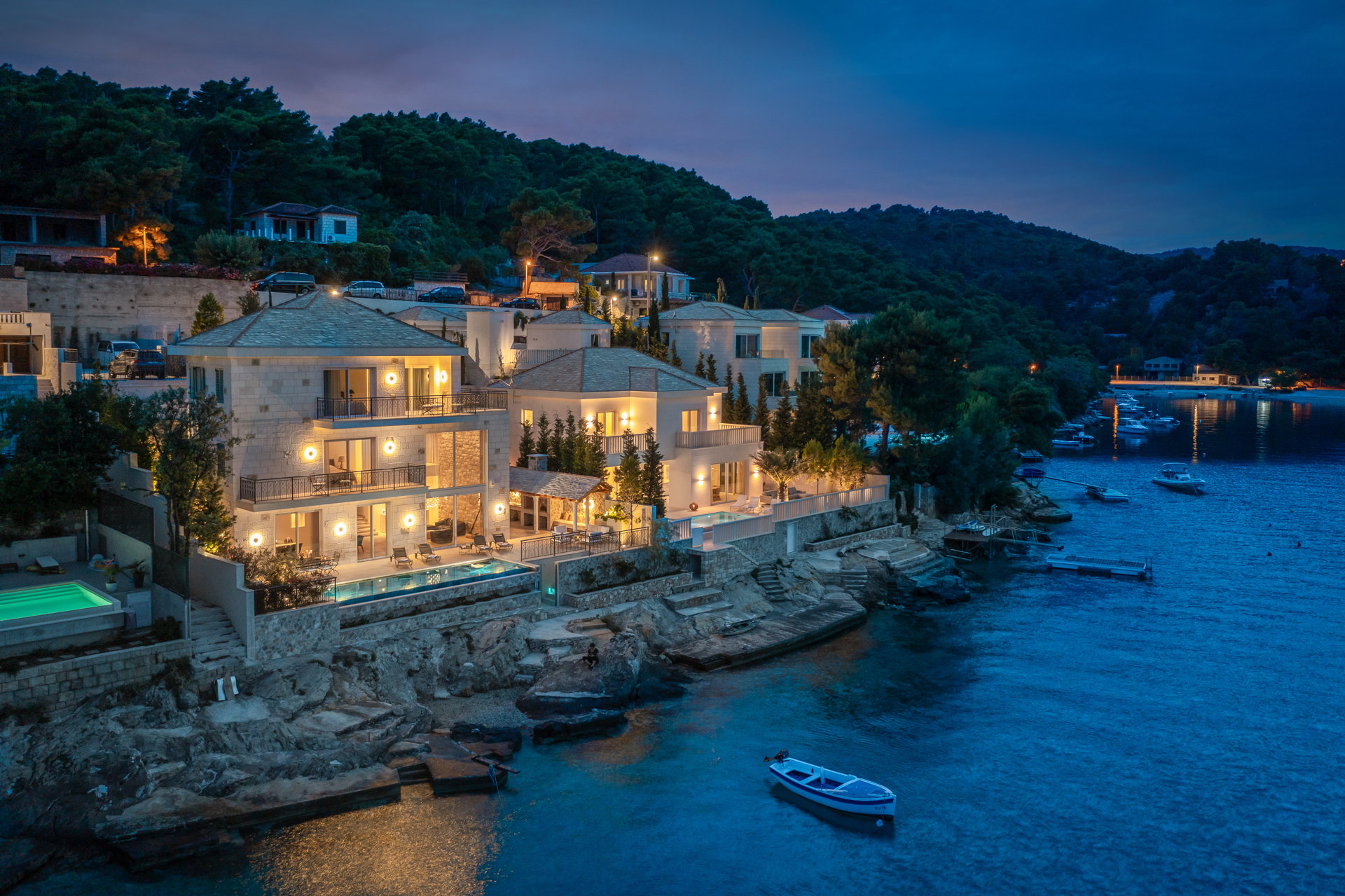 Beachfront Villa Sea La Vie with Pool