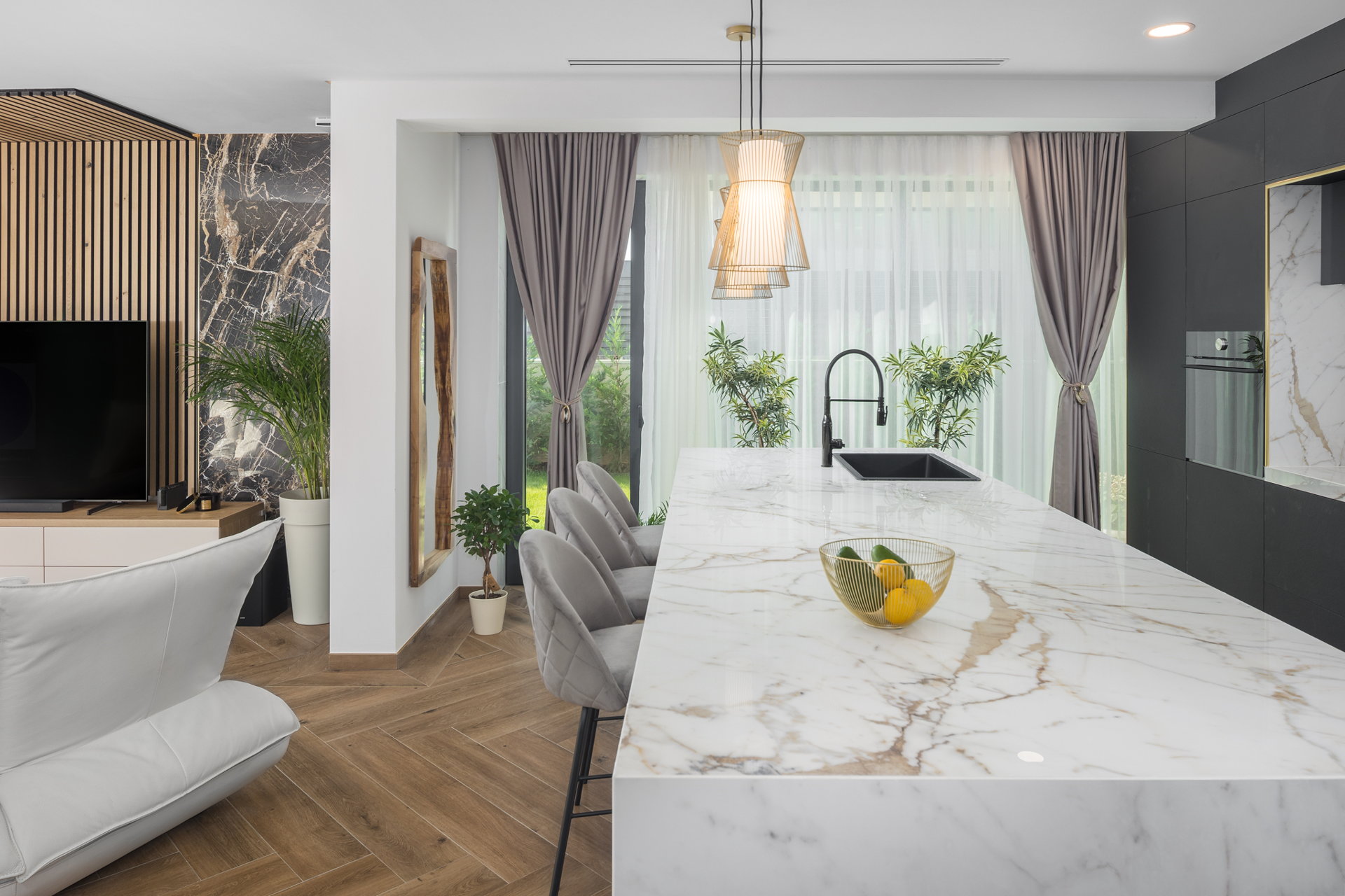 Luxury Villa Moonstone with Pool