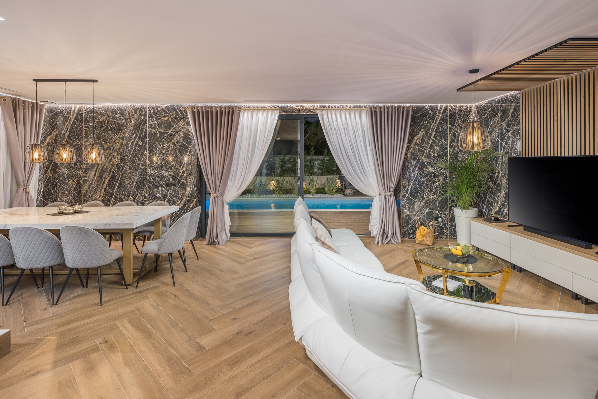 Luxury Villa Moonstone with Pool
