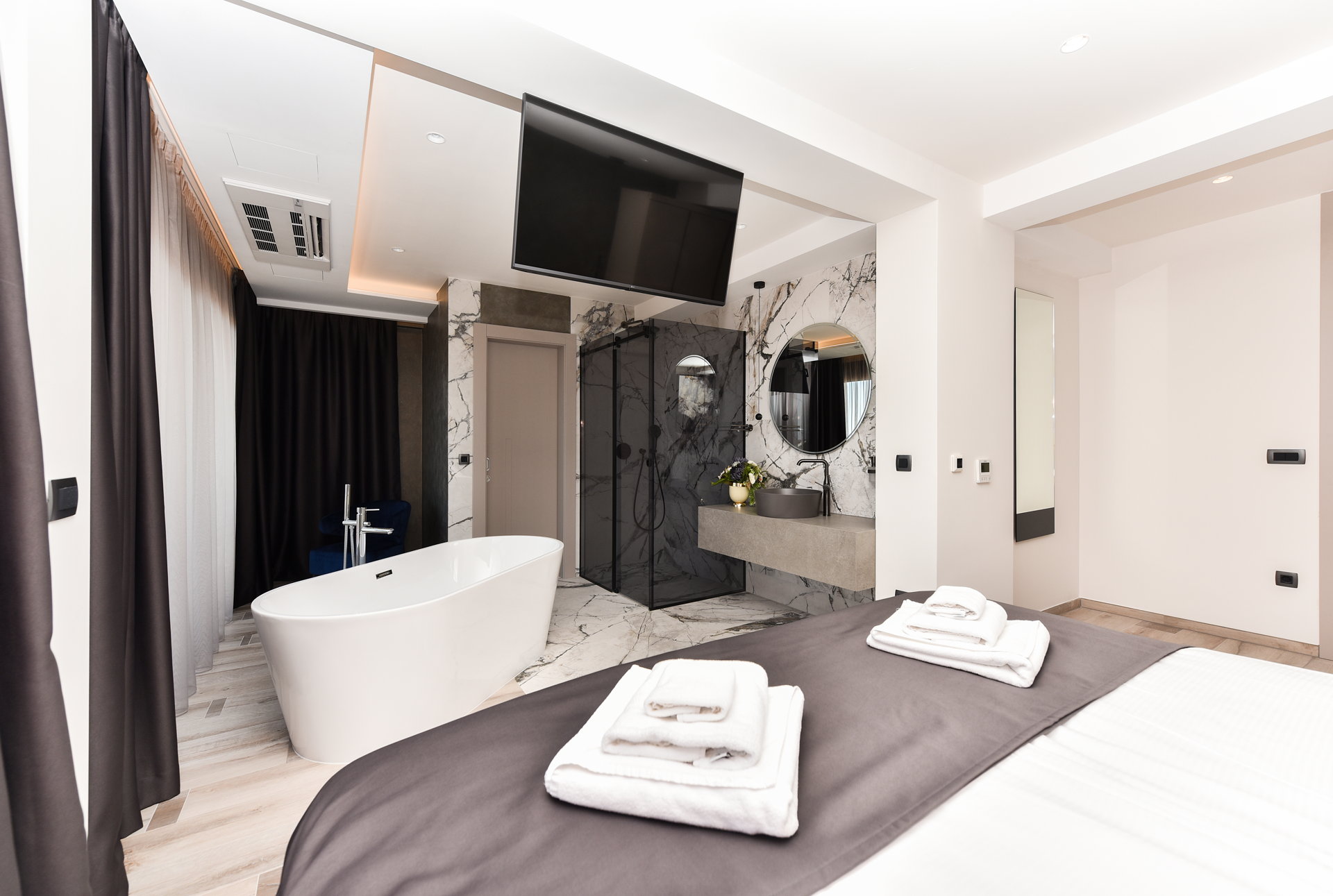 Luxury Villa Persephone with Pool