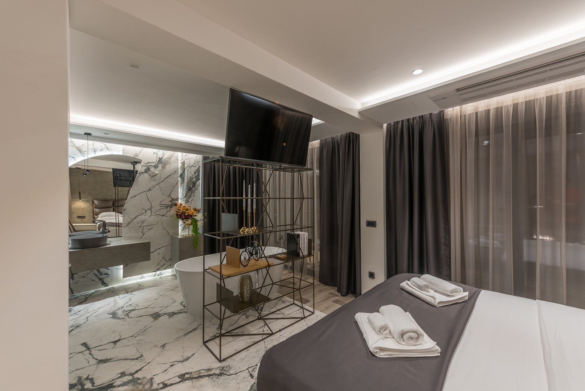 Luxury Villa Persephone with Pool