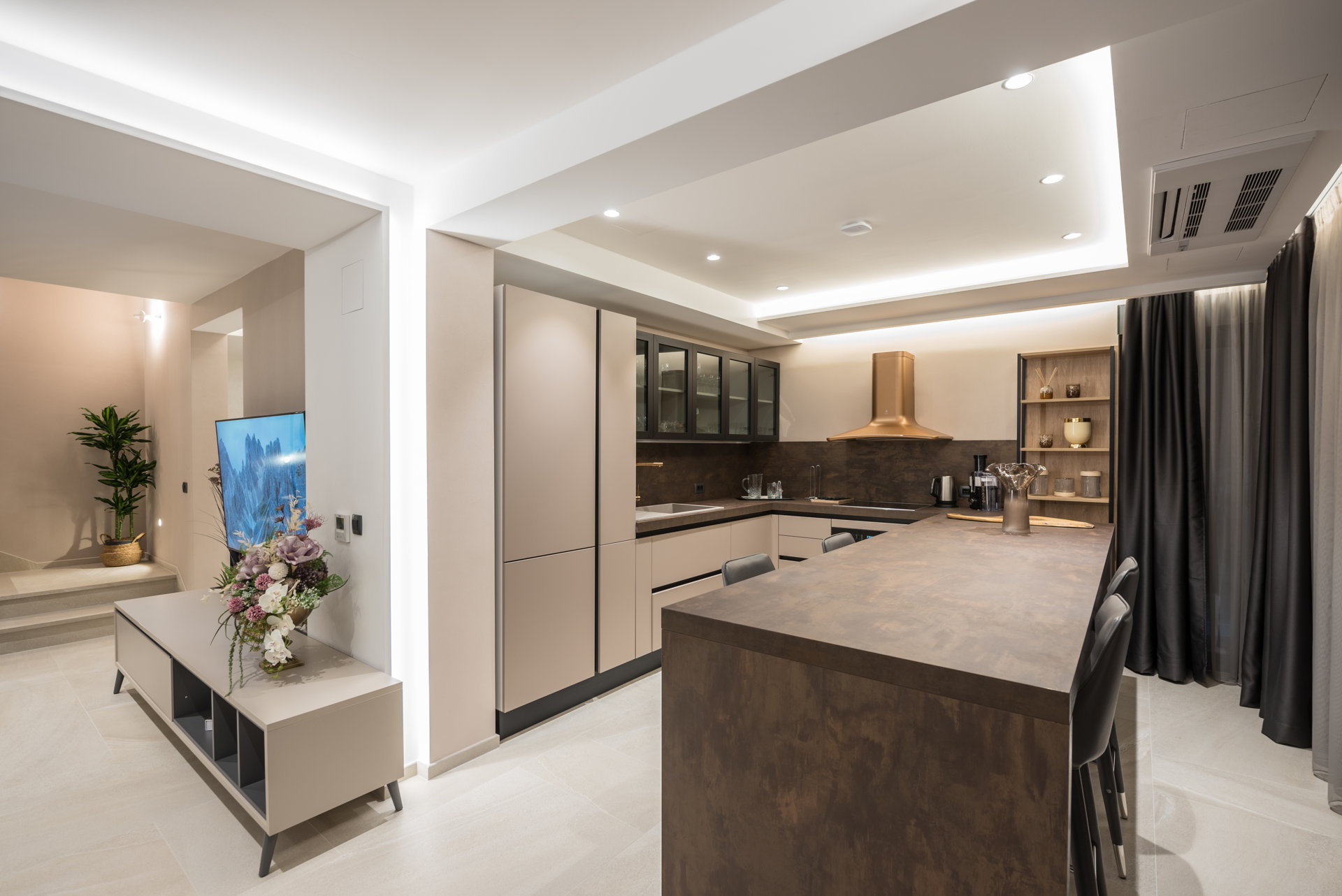 Luxury Villa Persephone with Pool