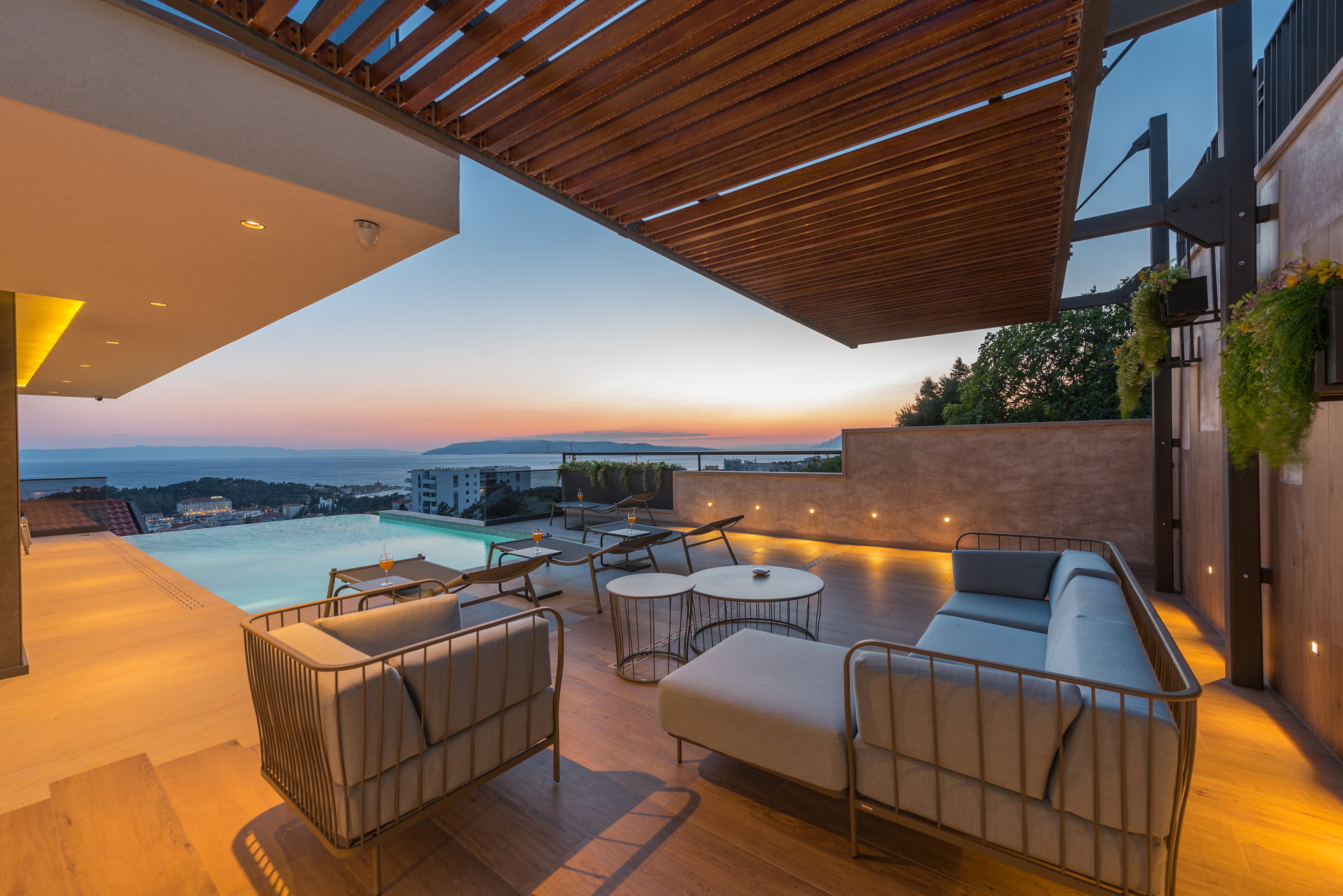 Luxury Villa Penelope with Pool