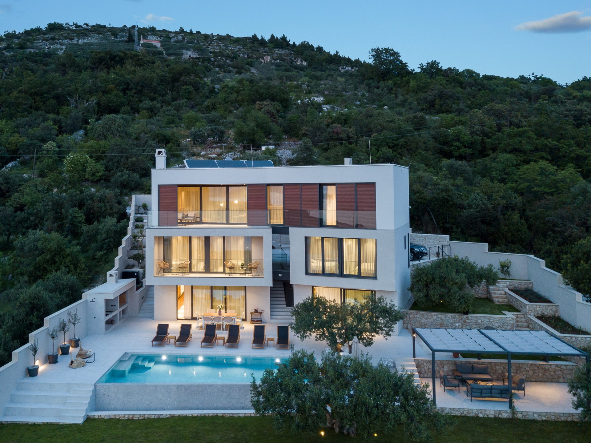 Luxury Villa Lennox with Pool