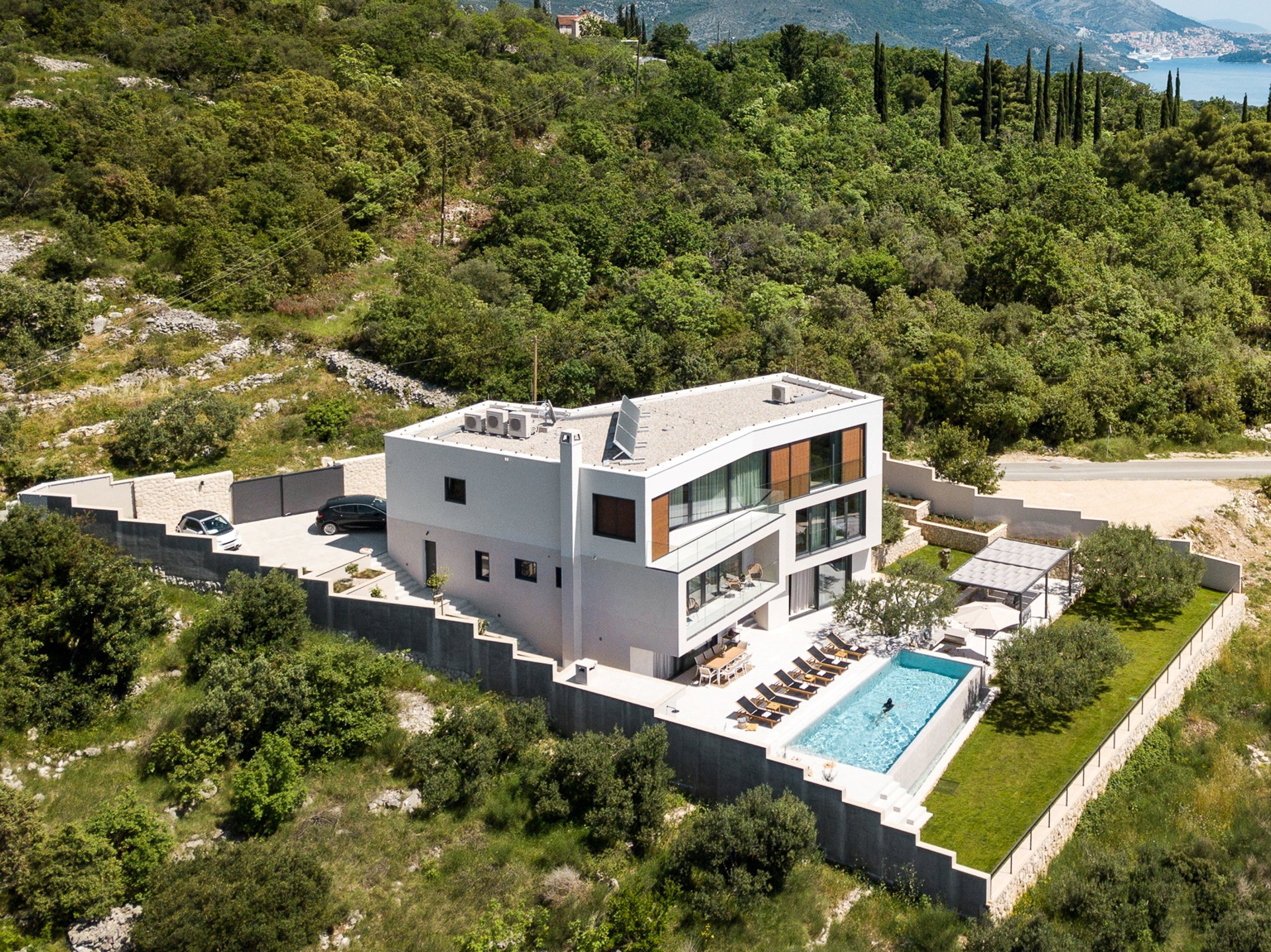 Luxury Villa Lennox with Pool