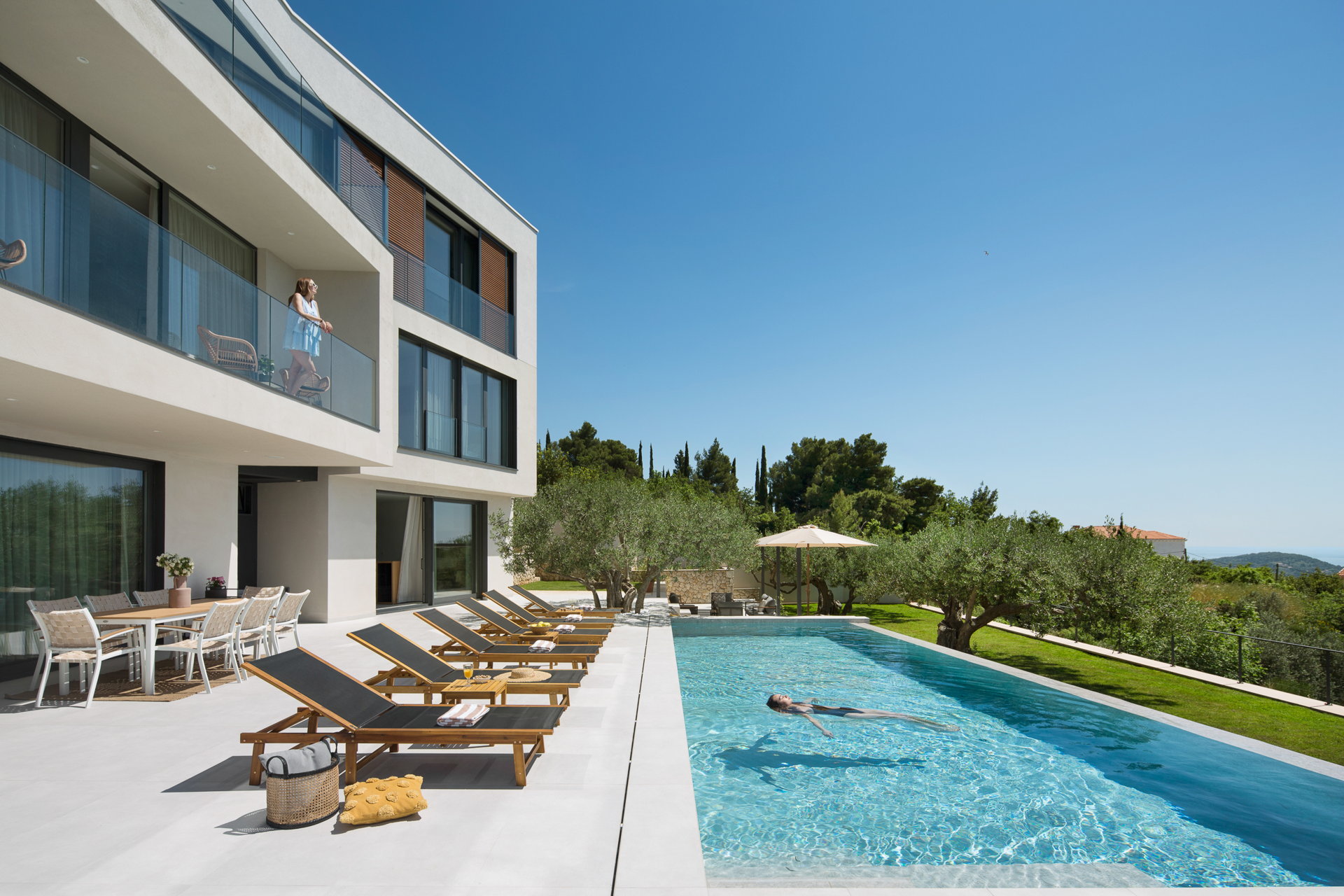 Luxury Villa Lennox with Pool