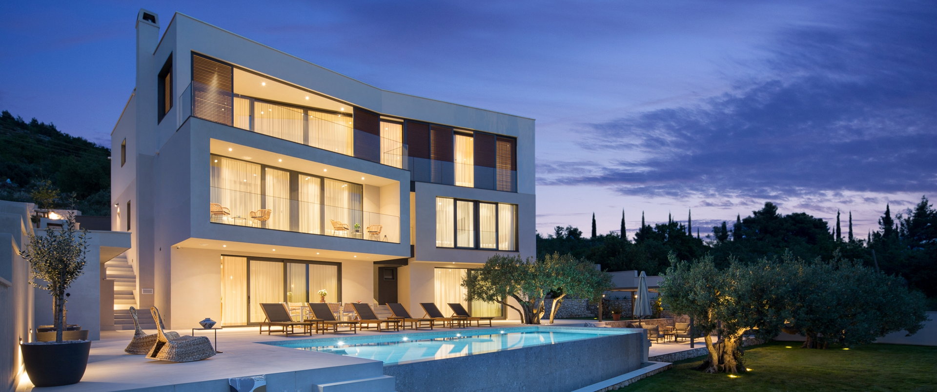 Luxury Villa Lennox with Pool