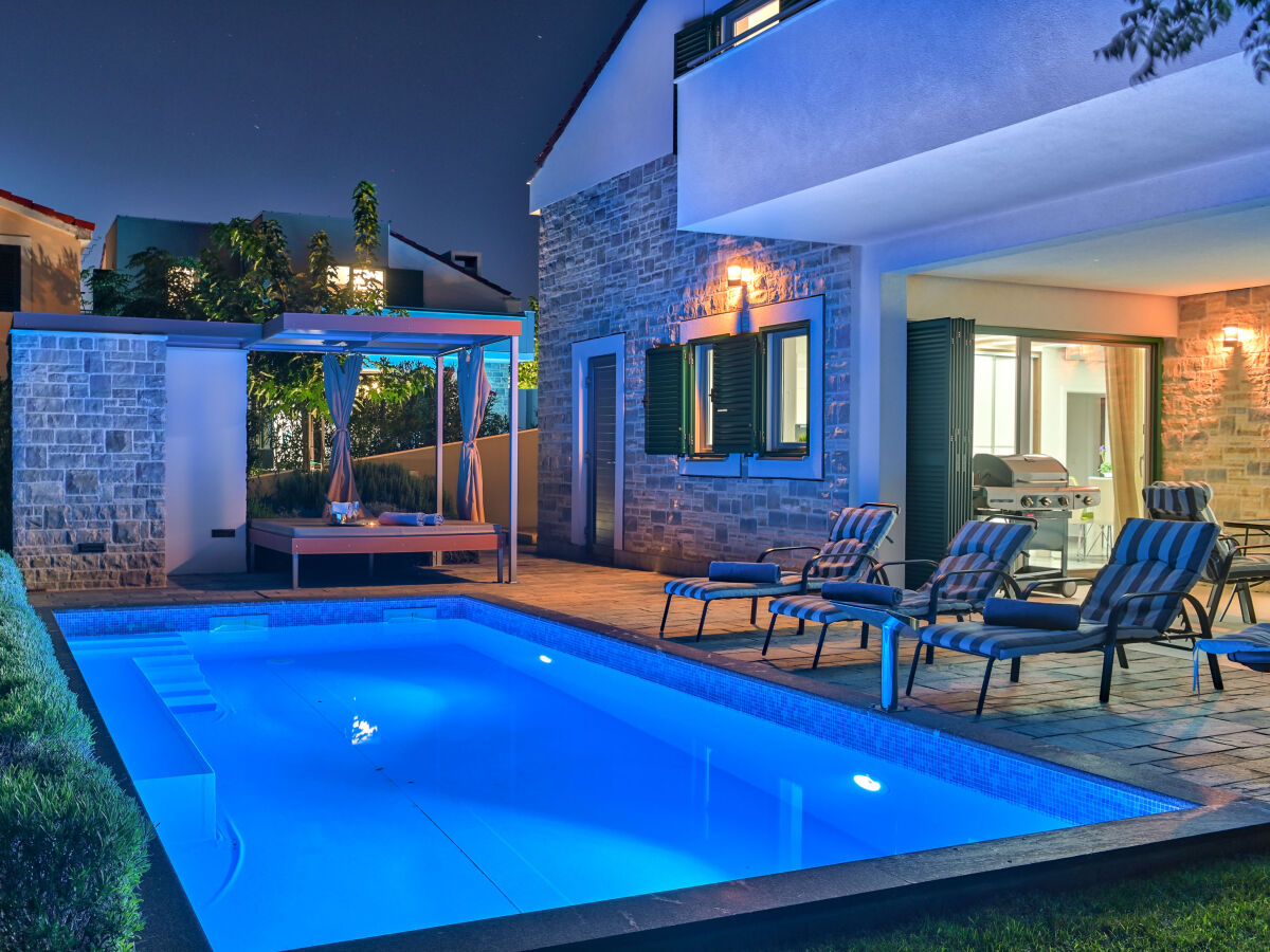 Luxury Villa Andromeda with Pool
