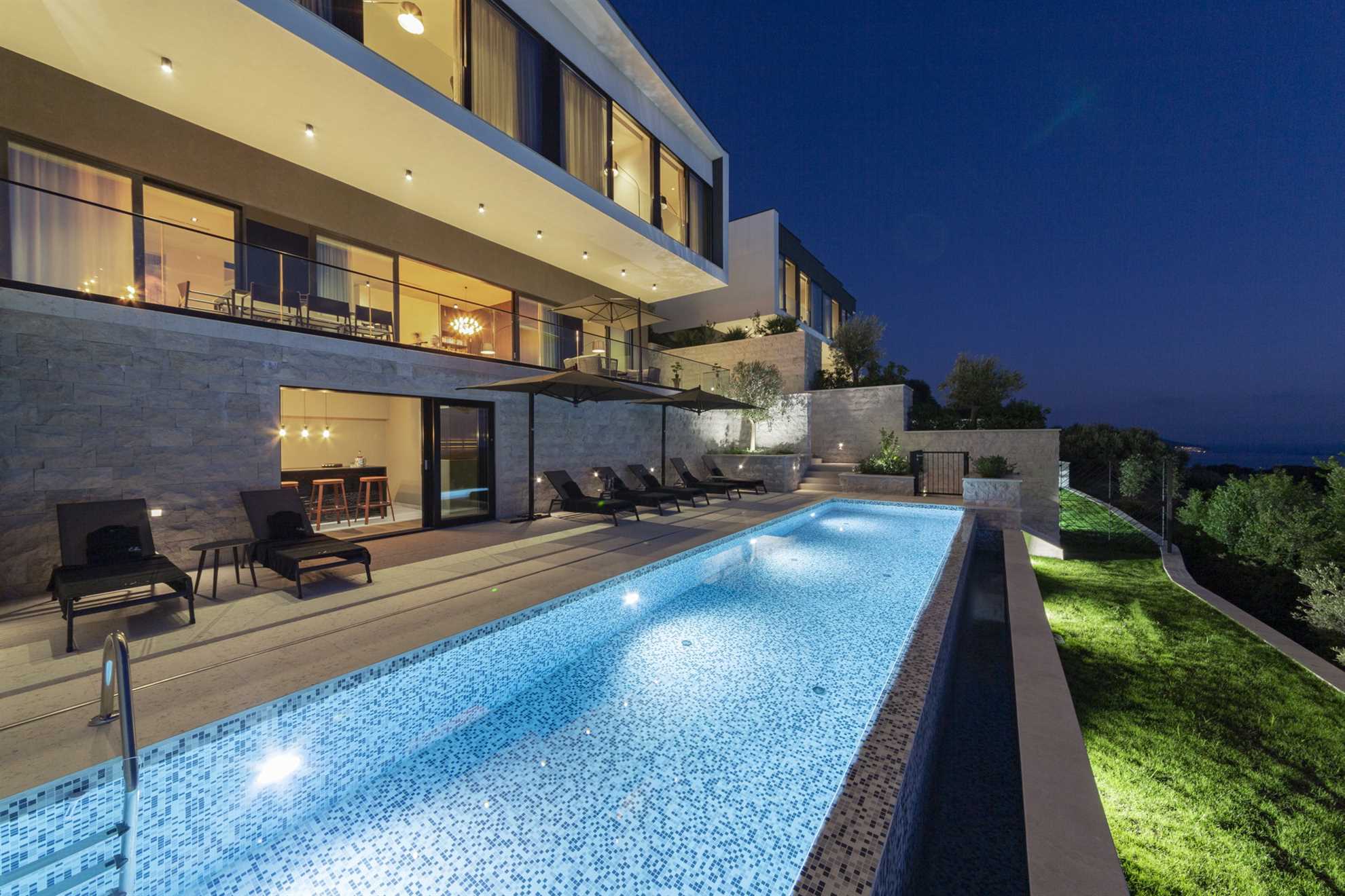 Luxury Villa Elena with Pool