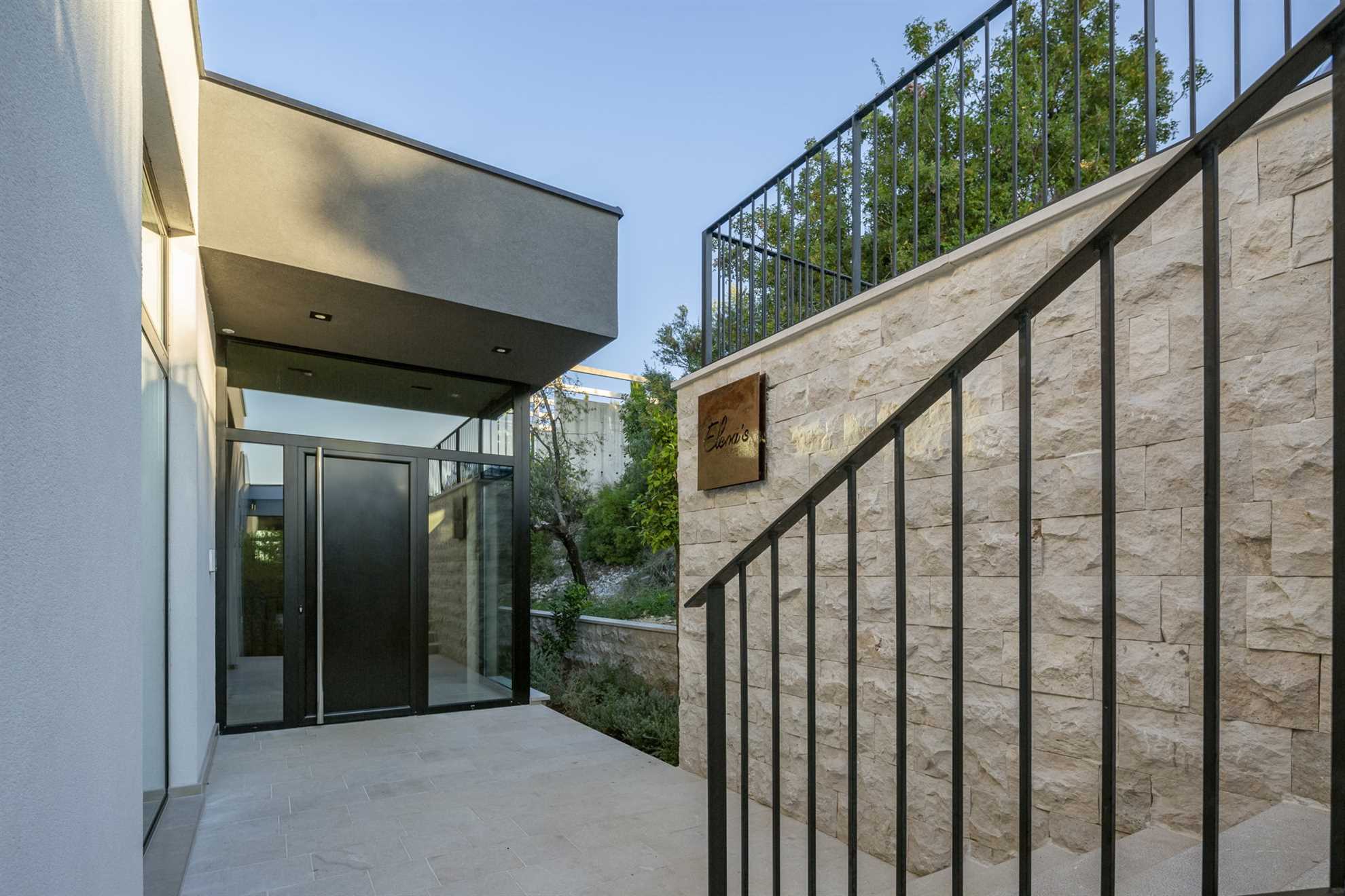Luxury Villa Elena with Pool
