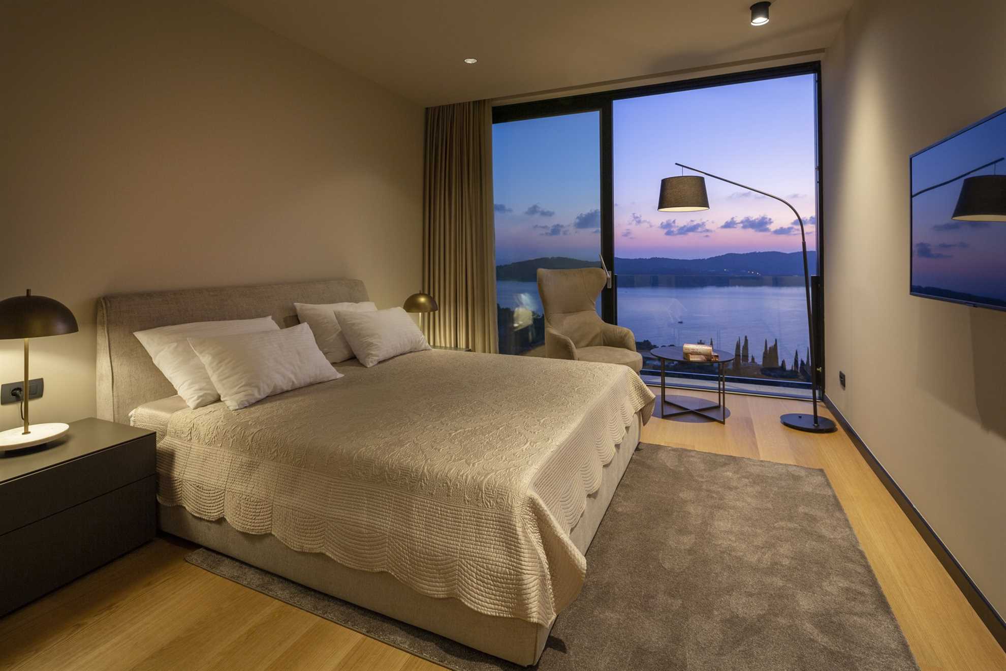 Luxury Villa Elena with Pool