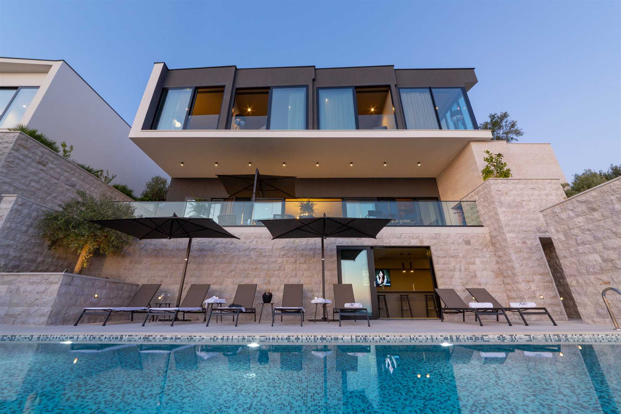 Luxury Villa Frida with Pool