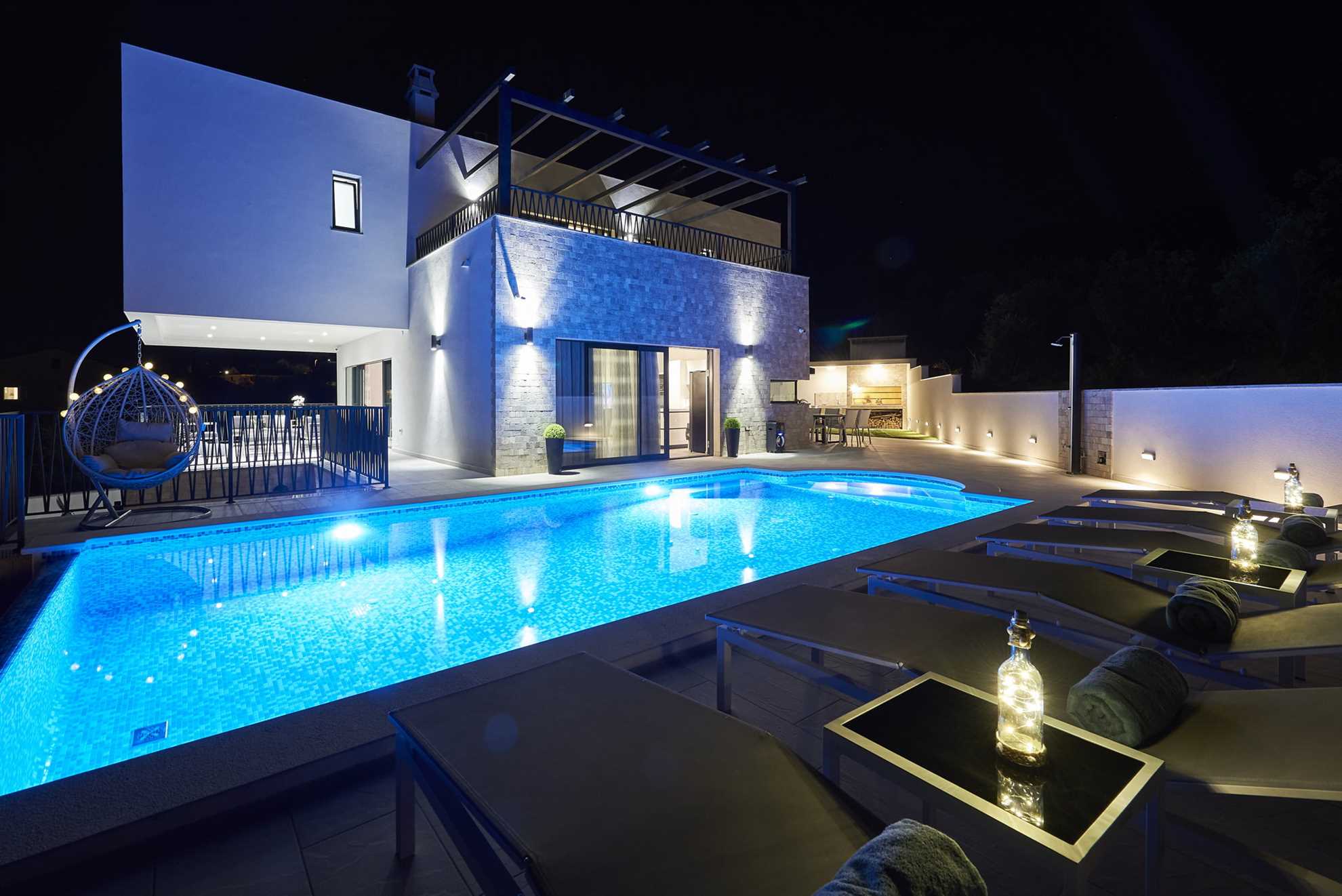 Image of Luxury Villa Cor Mare with Pool