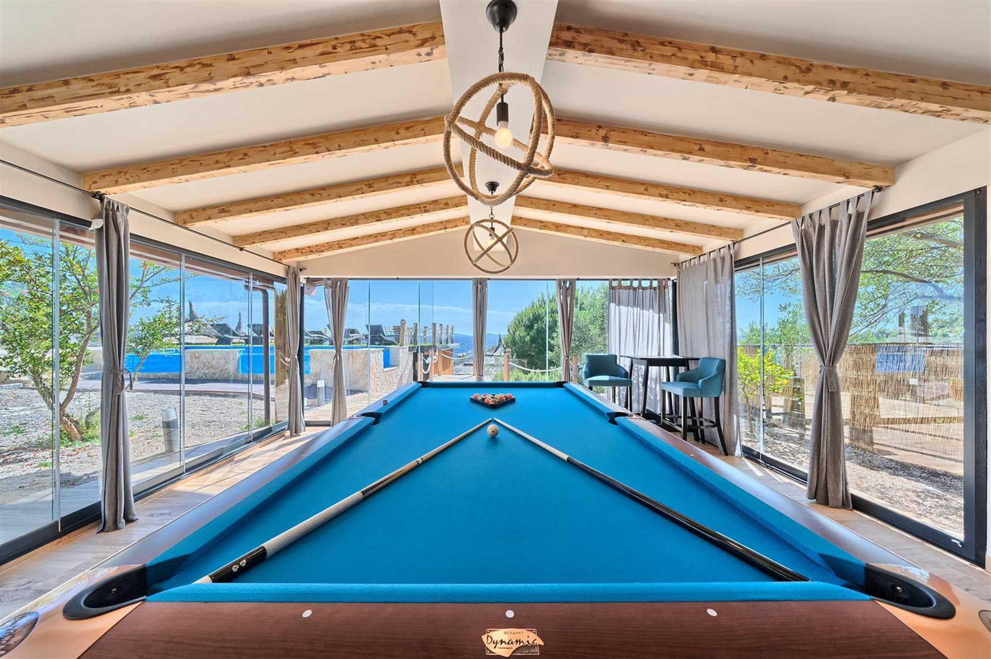 Beachfront Villa New Horizons II