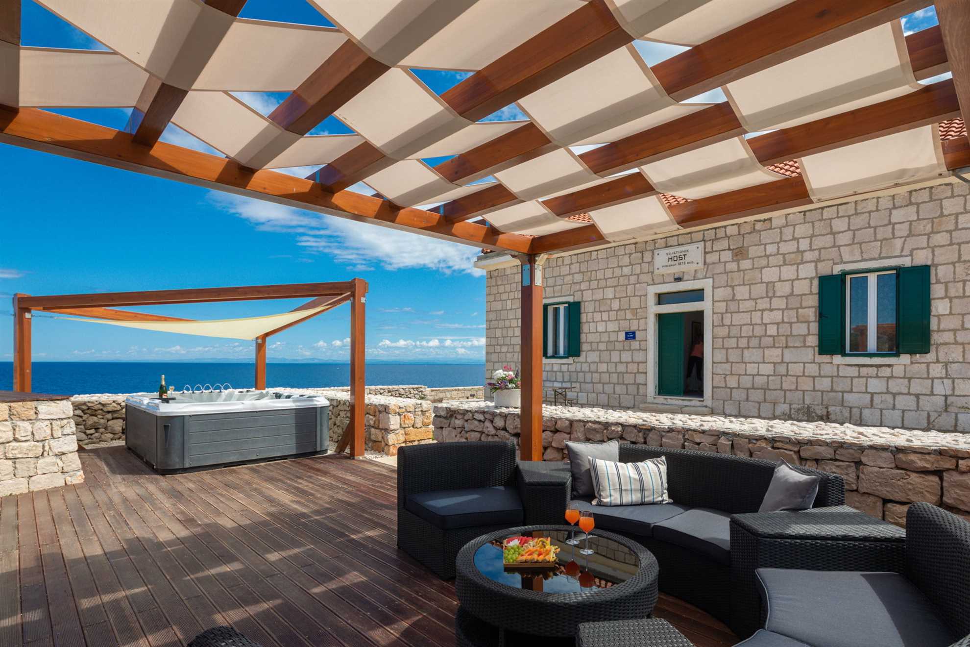 Luxury Villa Lighthouse Beyond