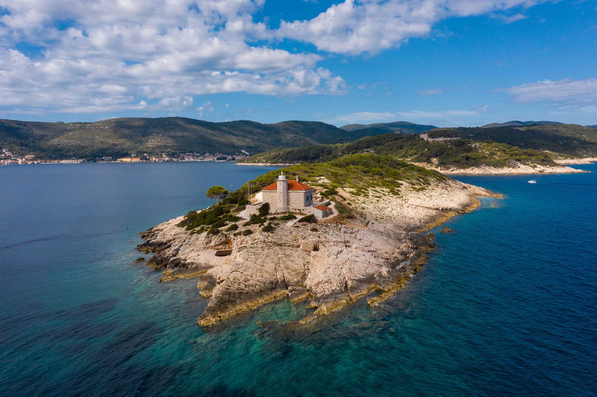 Luxury Villa Lighthouse Beyond